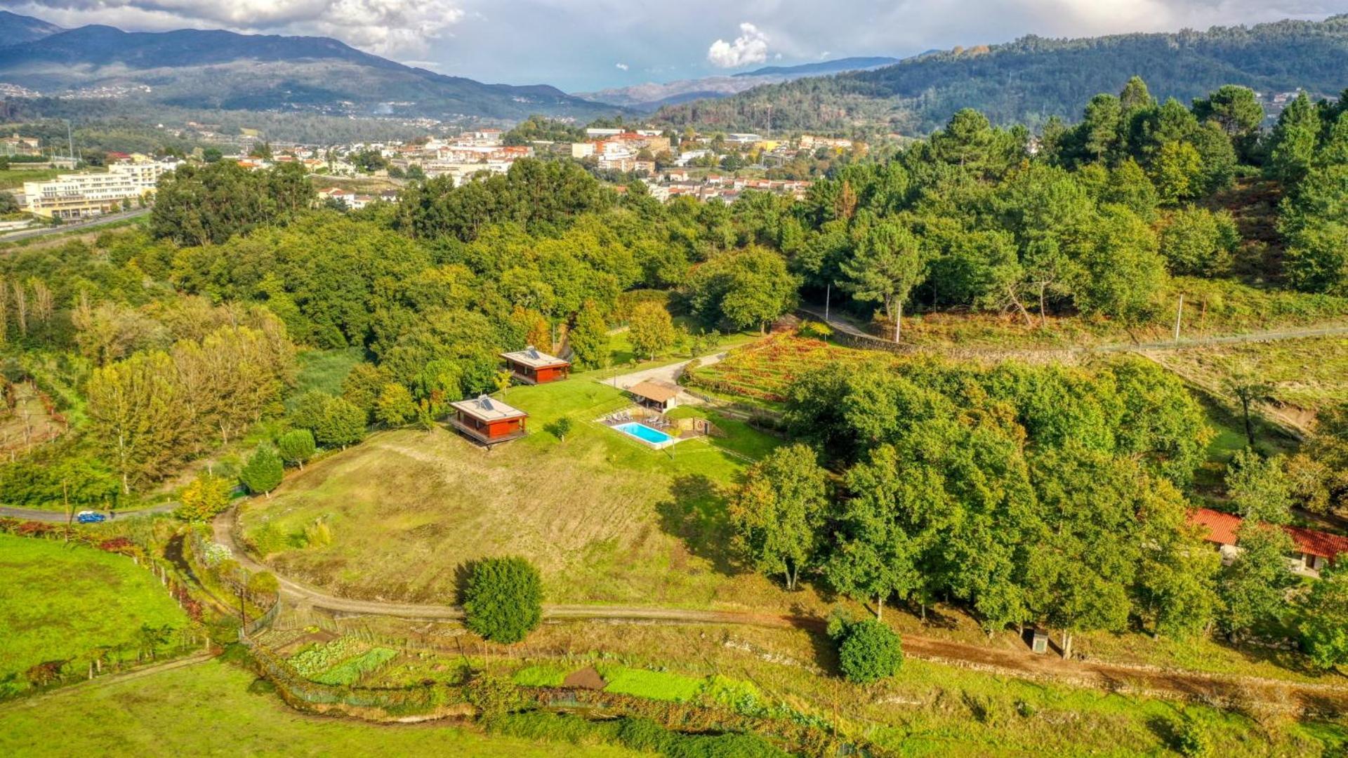 Quinta de Silharezes, Lda