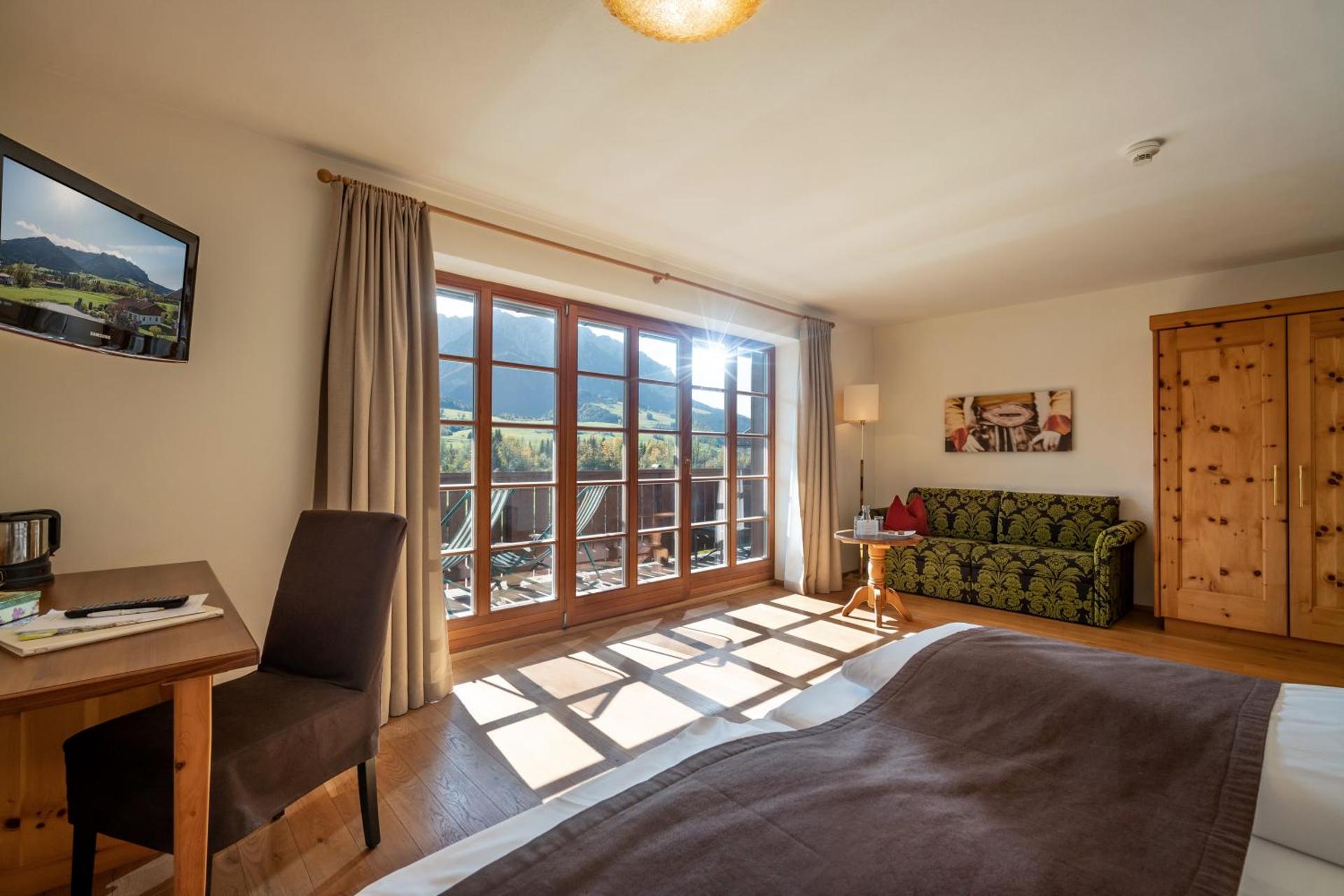 Photo of the whole room