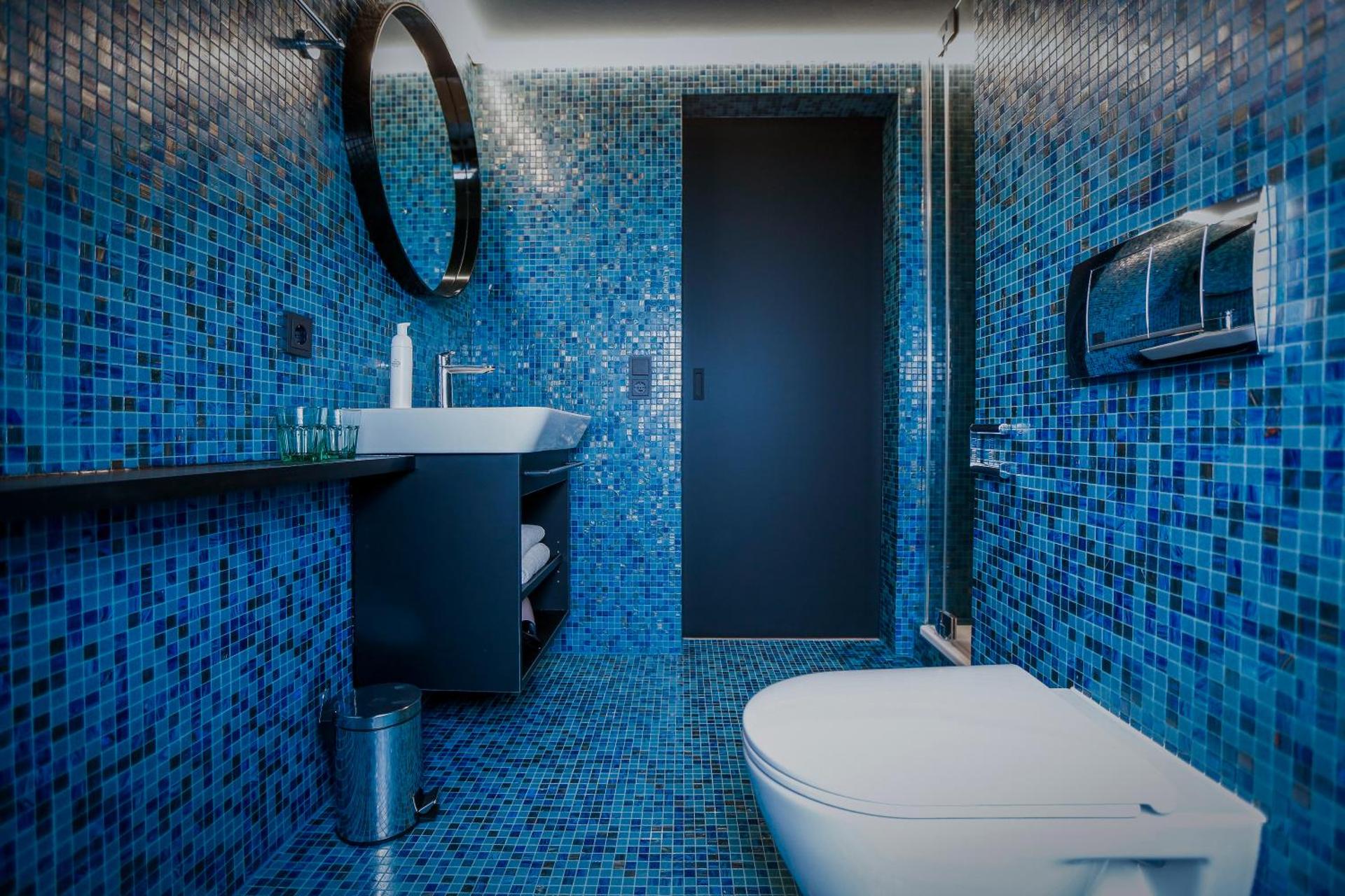 AUGUST Dachgeschosswohnung im jüdischen Viertel