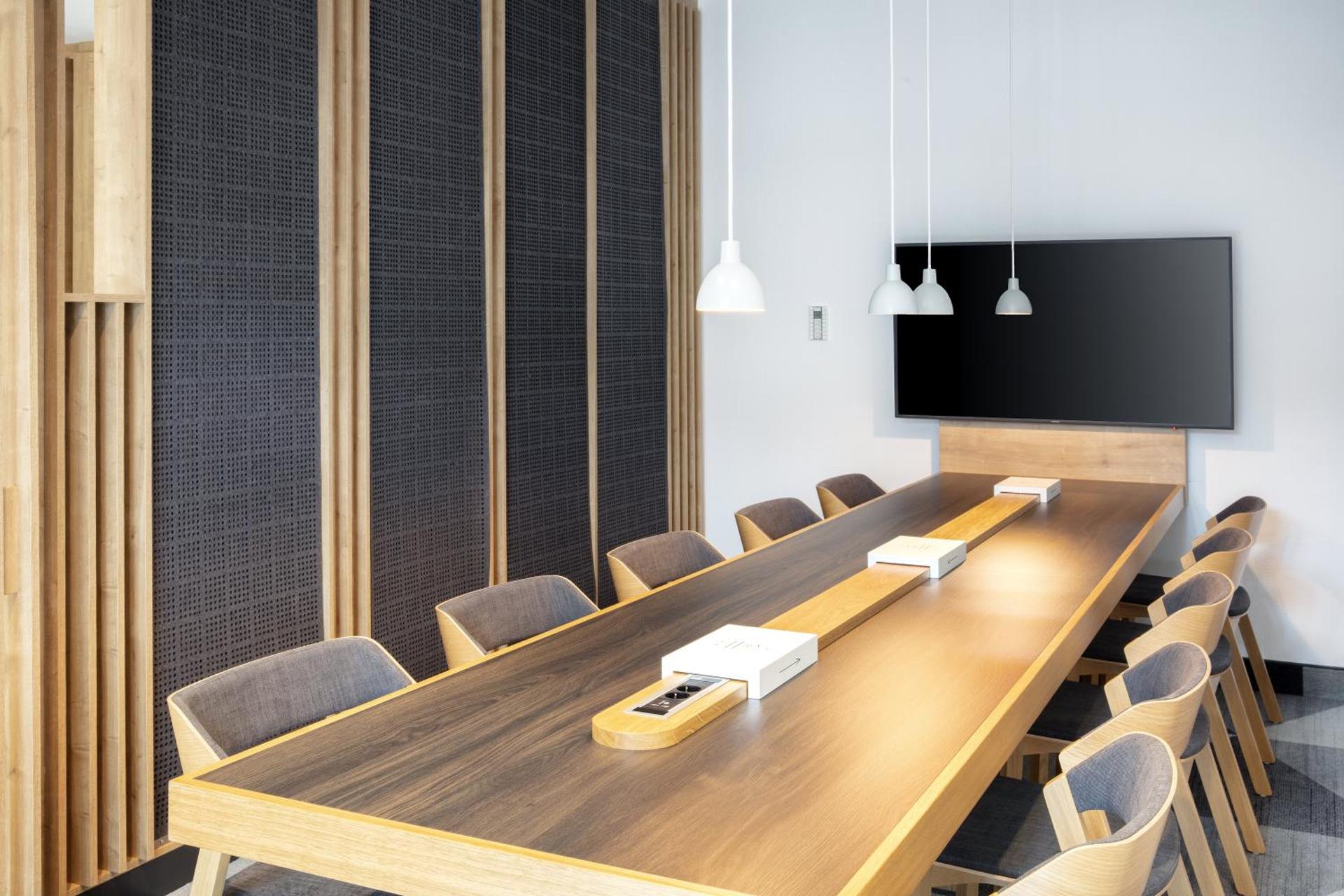 Meeting/conference room