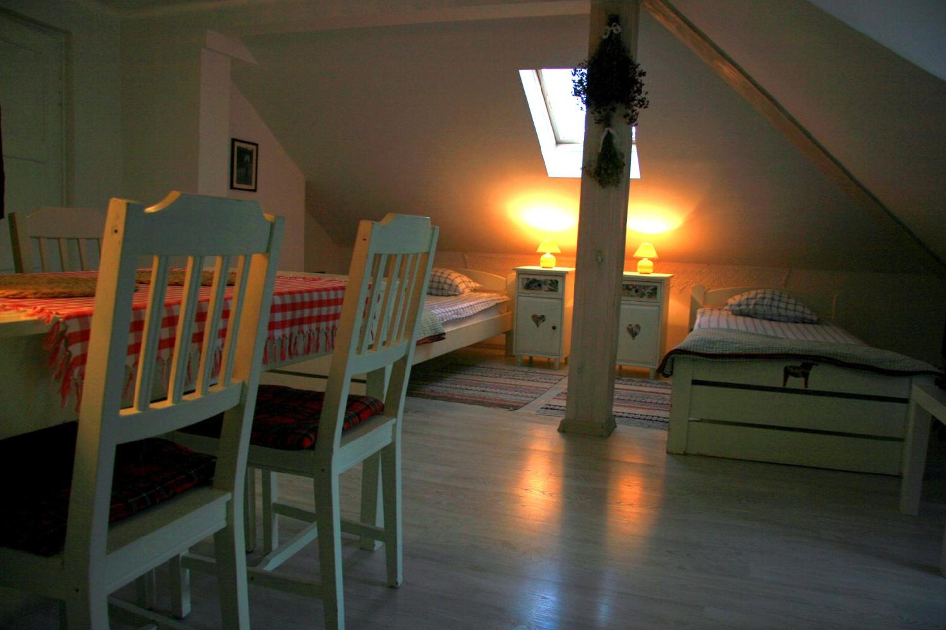 Pokoje Kwaskowa Góra 24