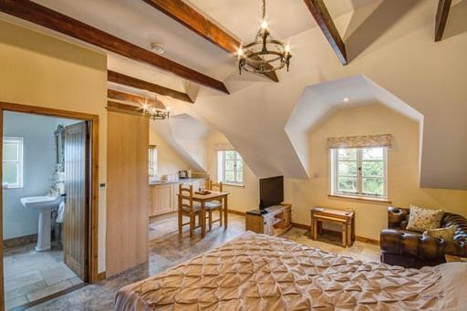 Woodleighton Cottages