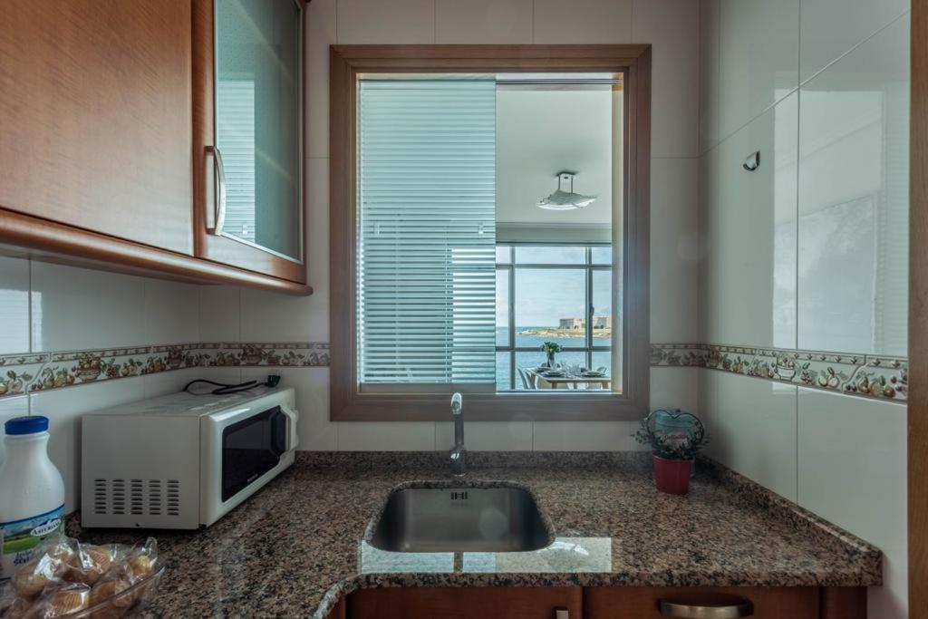 VIVIENDA con INCREIBLES VISTAS A LA PLAYA DE RIAZOR