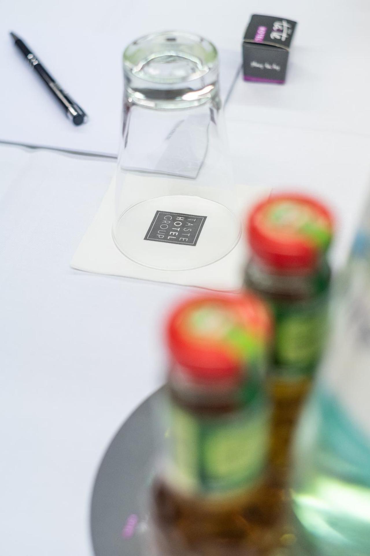 Meeting/conference room