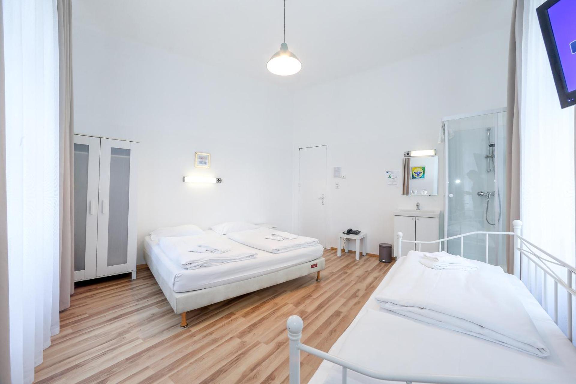 Timeout City Hotel, 5 min to city center, Self Check In