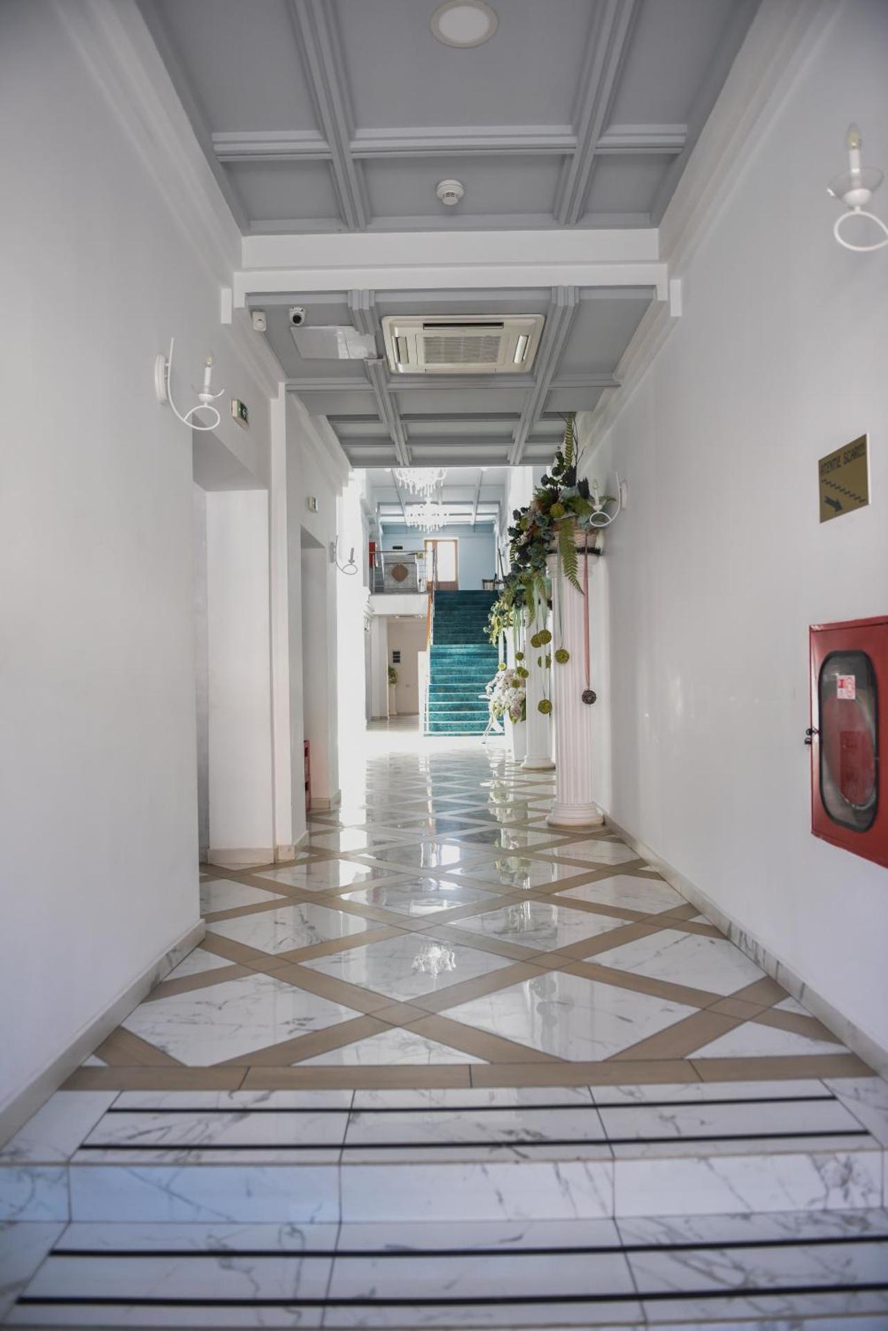 Hotel Darina Tarnaveni