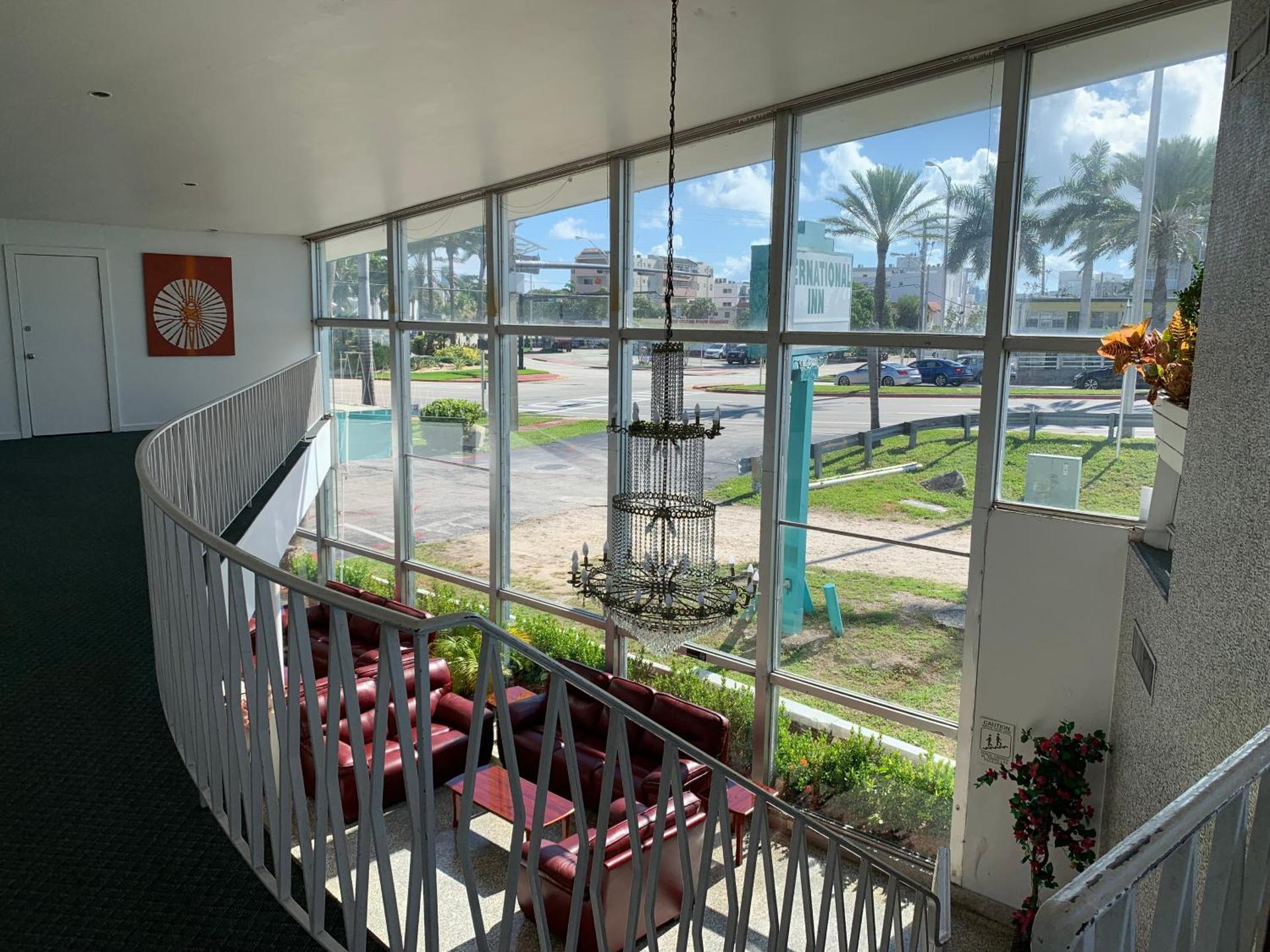 International Inn on the Bay