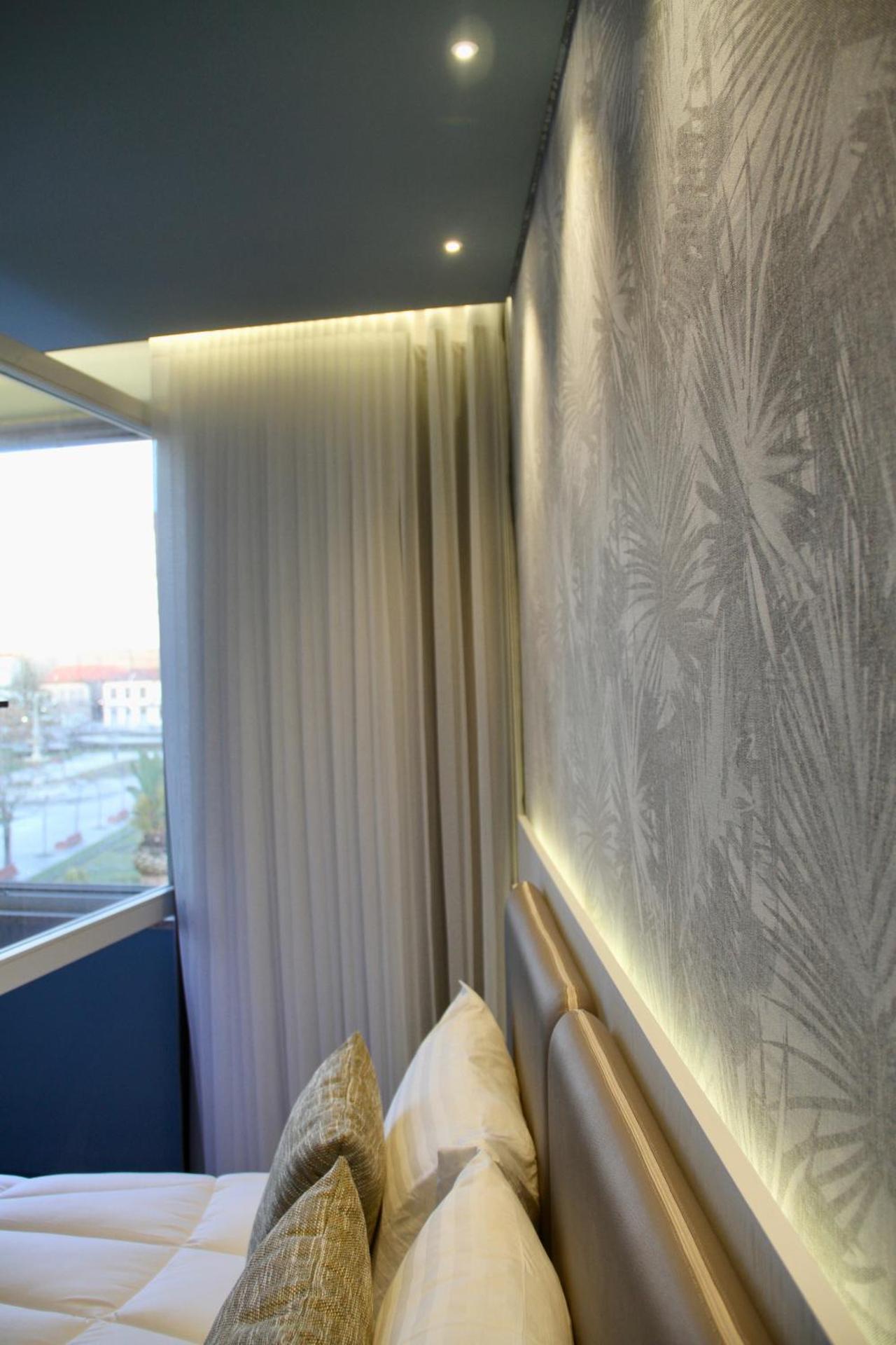 A Rendilheira Charm Suites