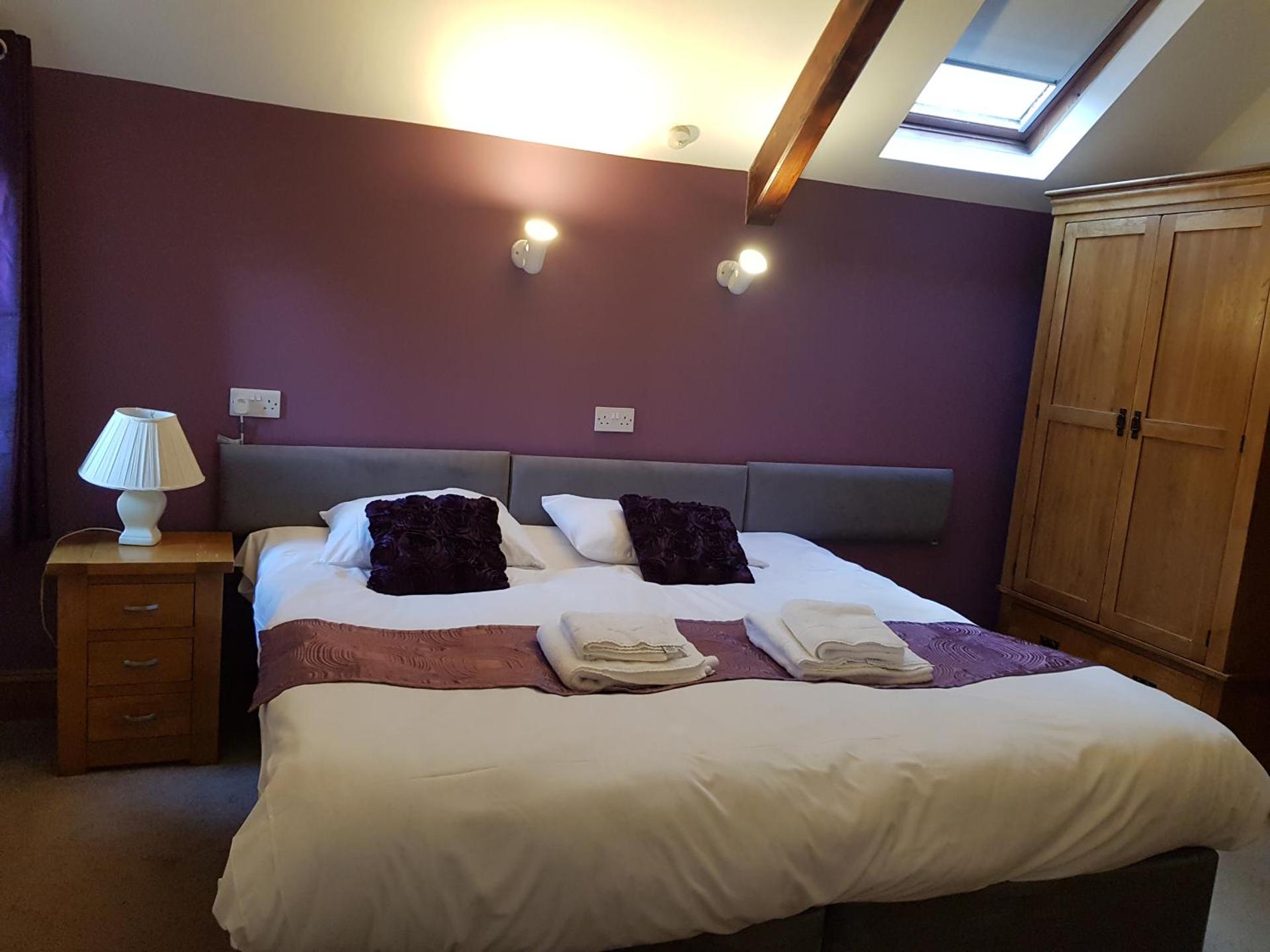 The Beacon & Railway Hotel