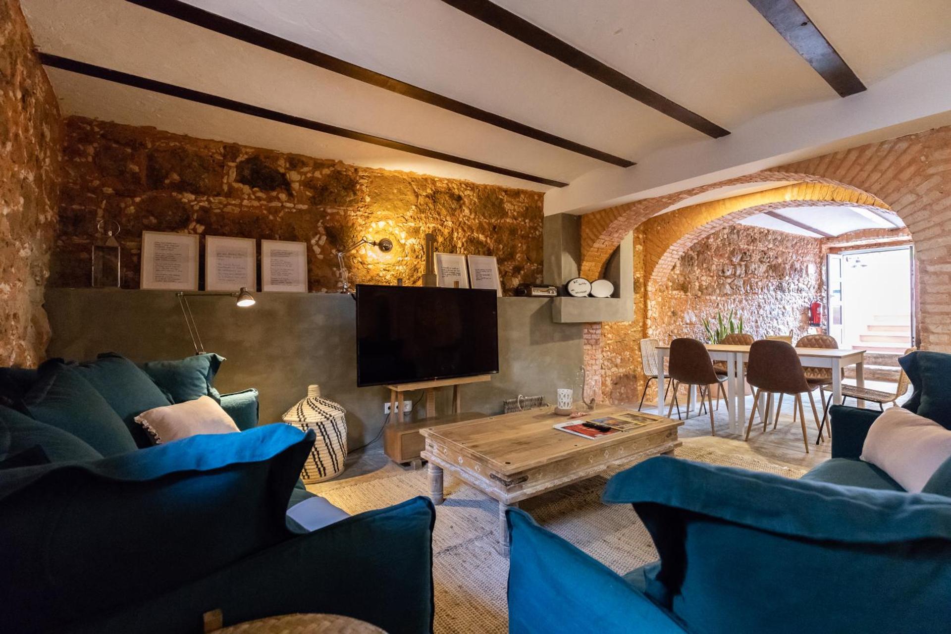 Communal lounge/ TV room