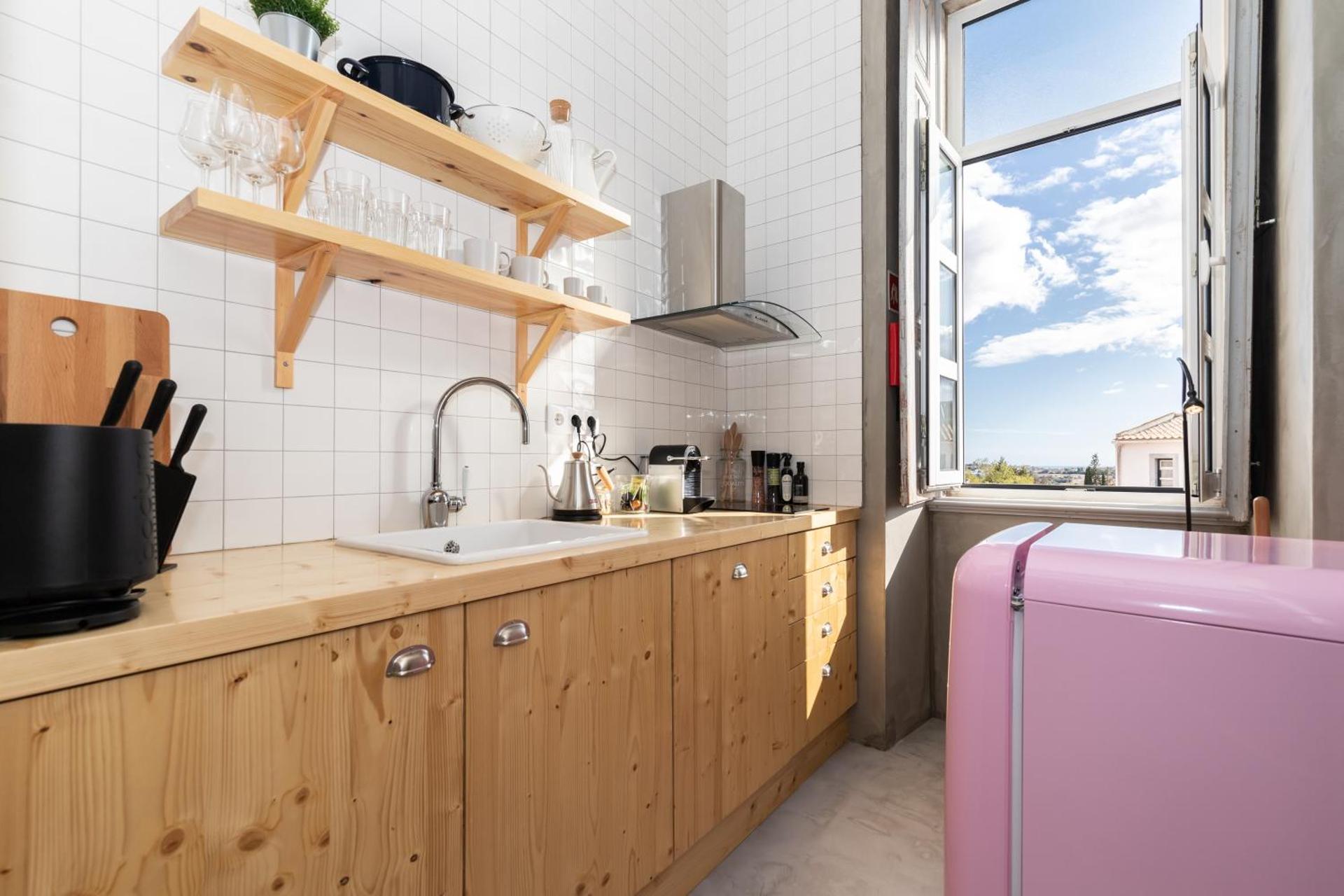 Kitchen or kitchenette