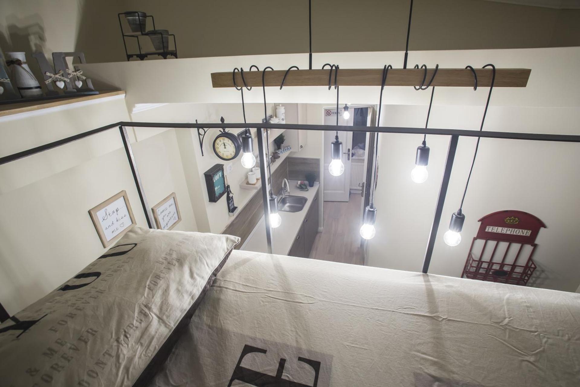 62 Steps to Petit Bonheur