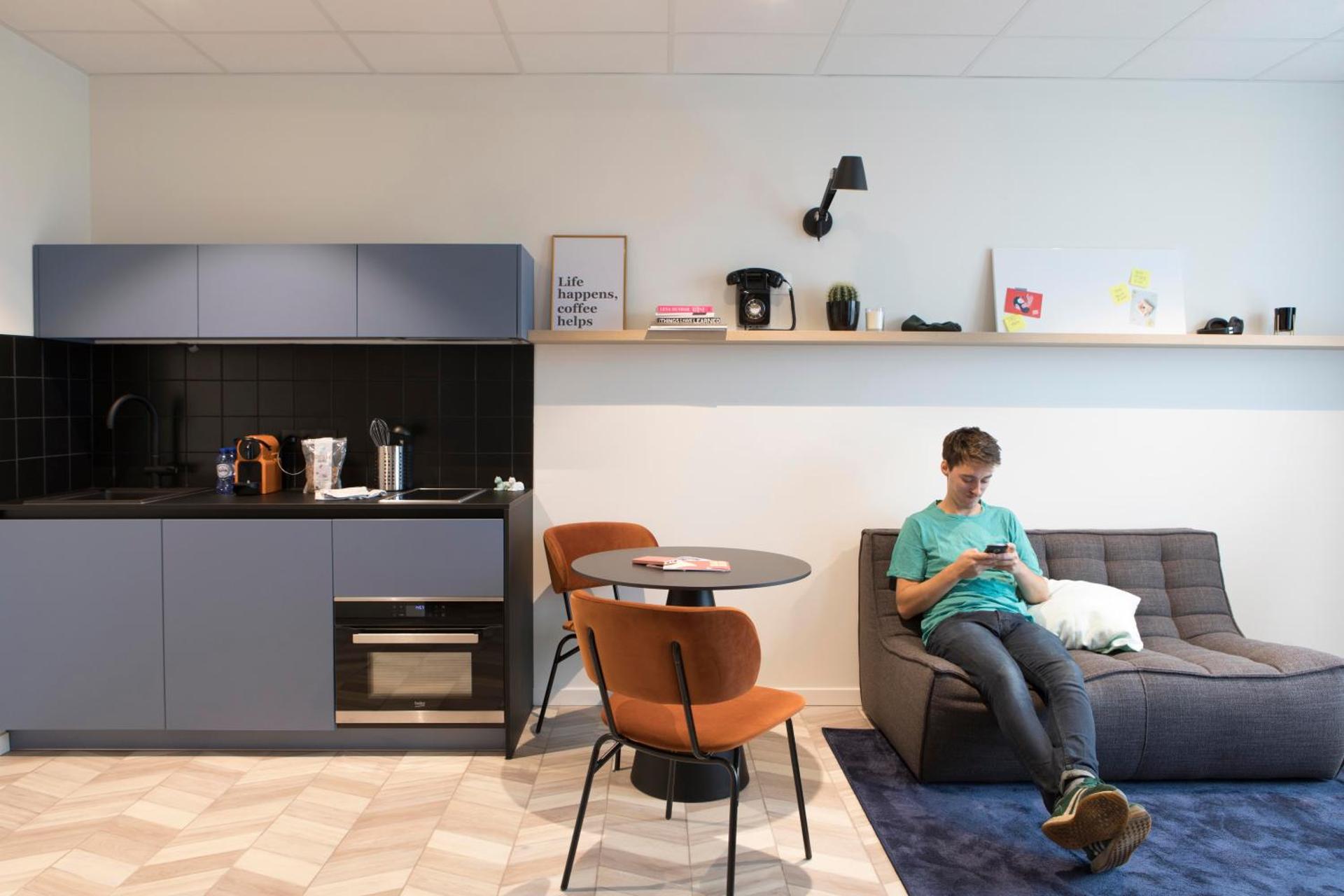 Kitchen or kitchenette