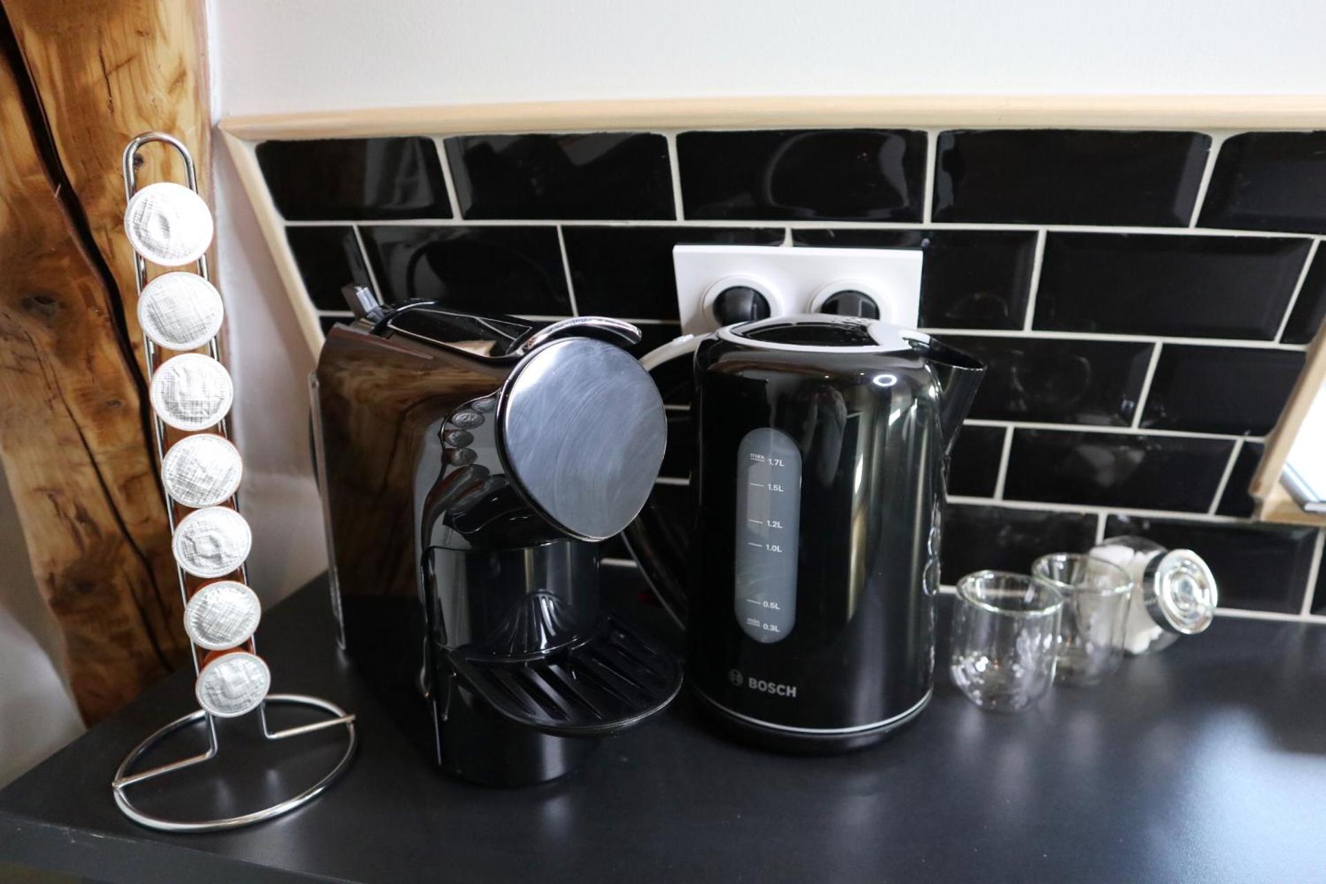 Coffee/tea facilities