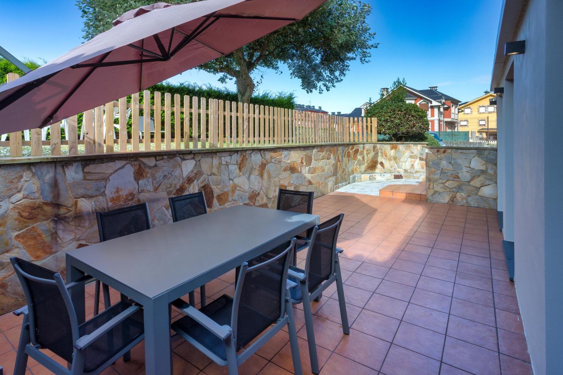 APARTAMENTOS BARCELLA TAPIA