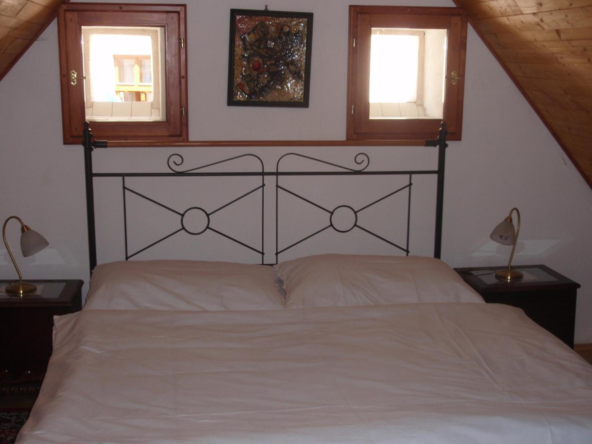 Apartmány pod věží