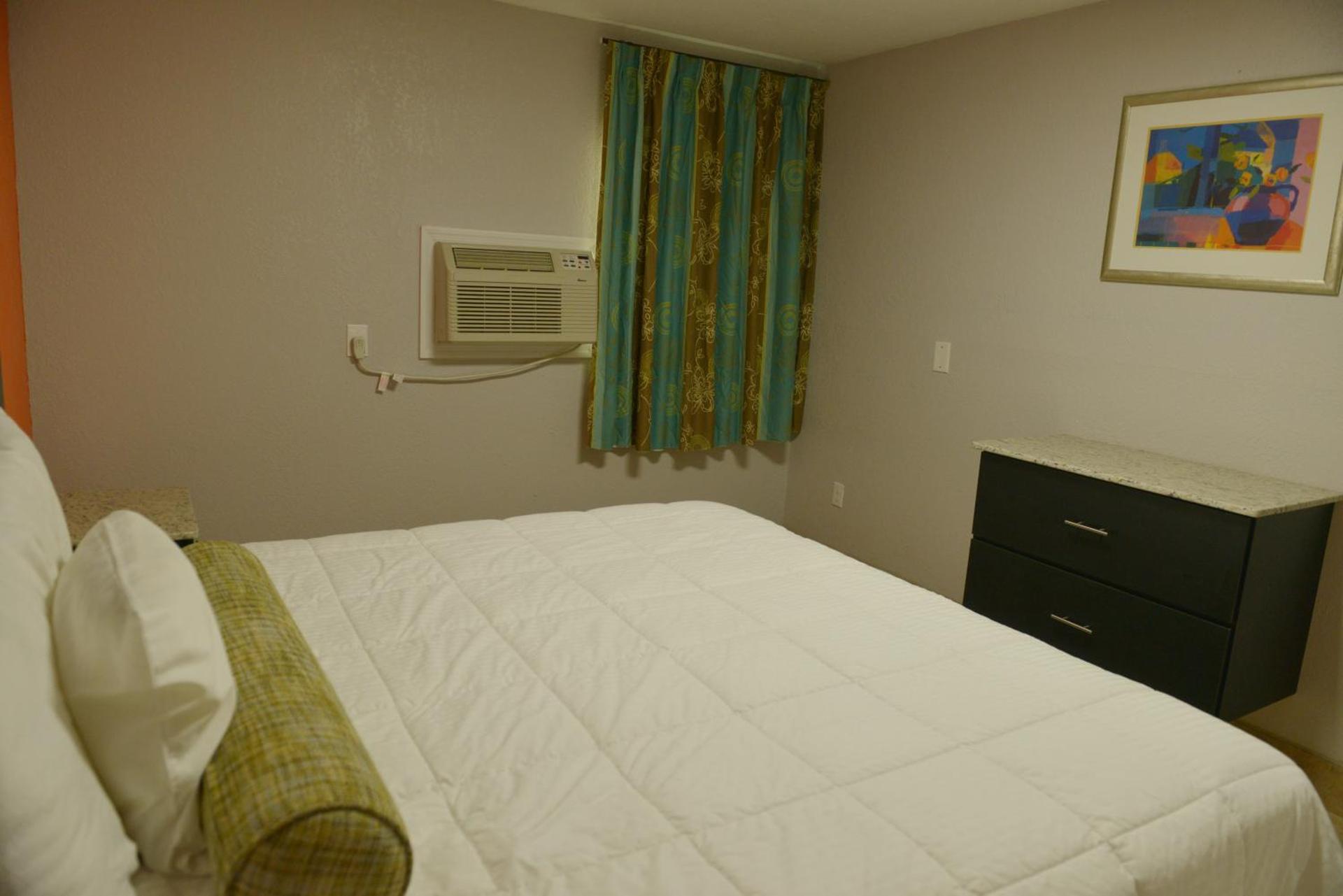 Rodeway Inn & Suites Winter Haven Chain of Lakes
