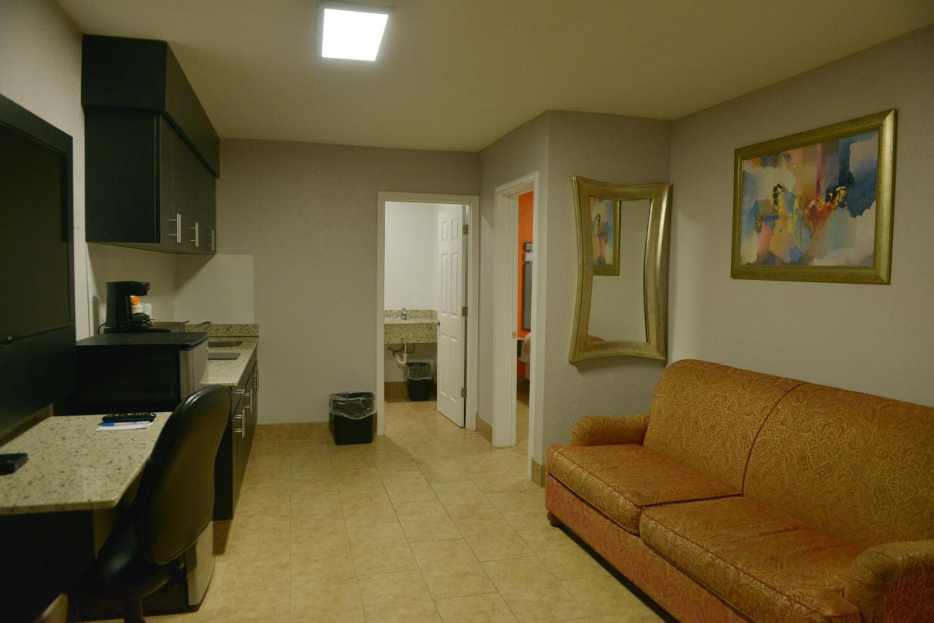 Rodeway Inn & Suites Winter Haven Chain of Lakes