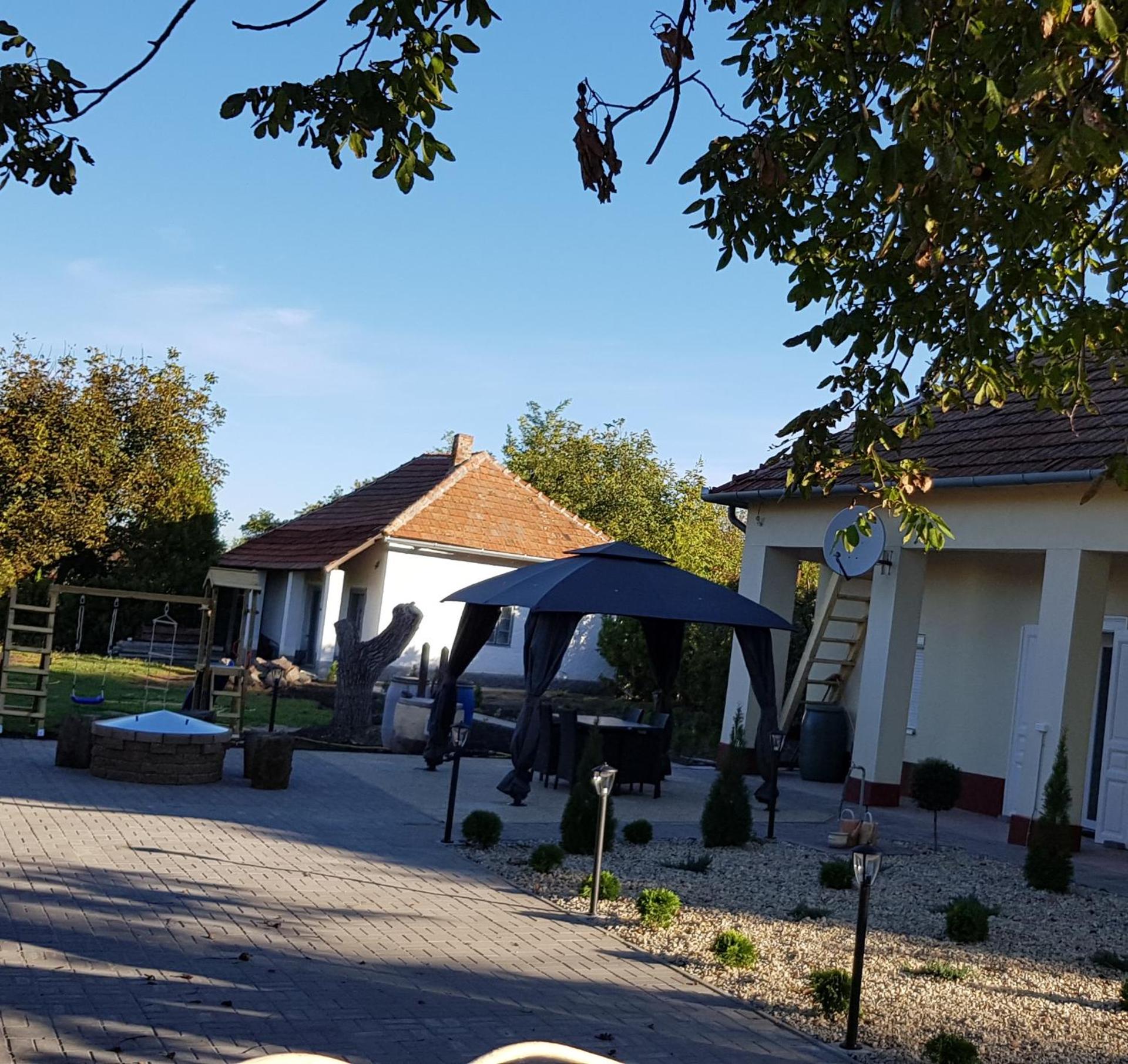 Harmónia Kisház Vendéghàz