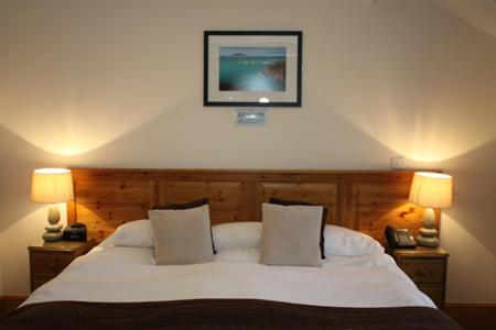 Double or Twin Room with Sea View