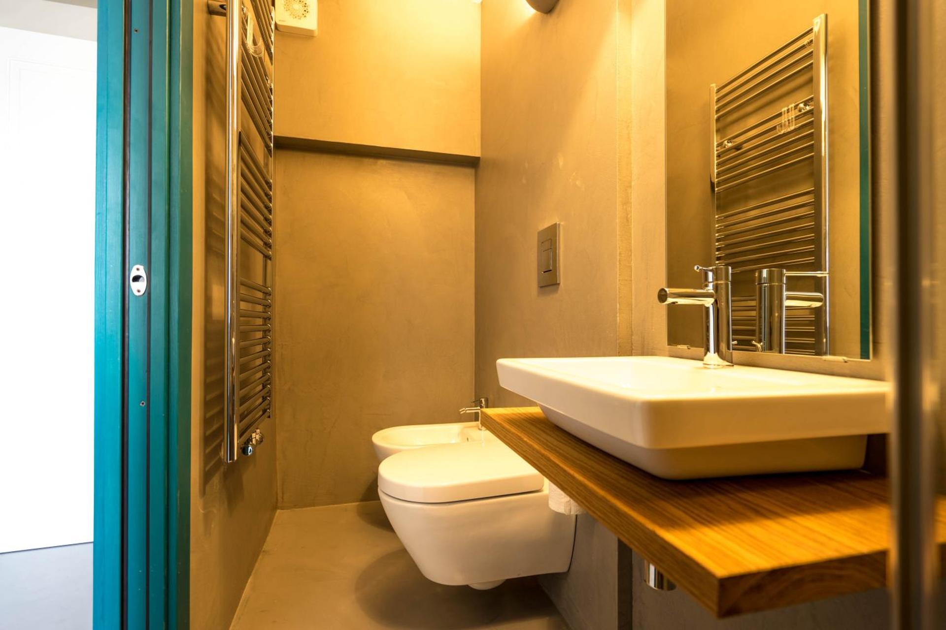 Studio with Lake View