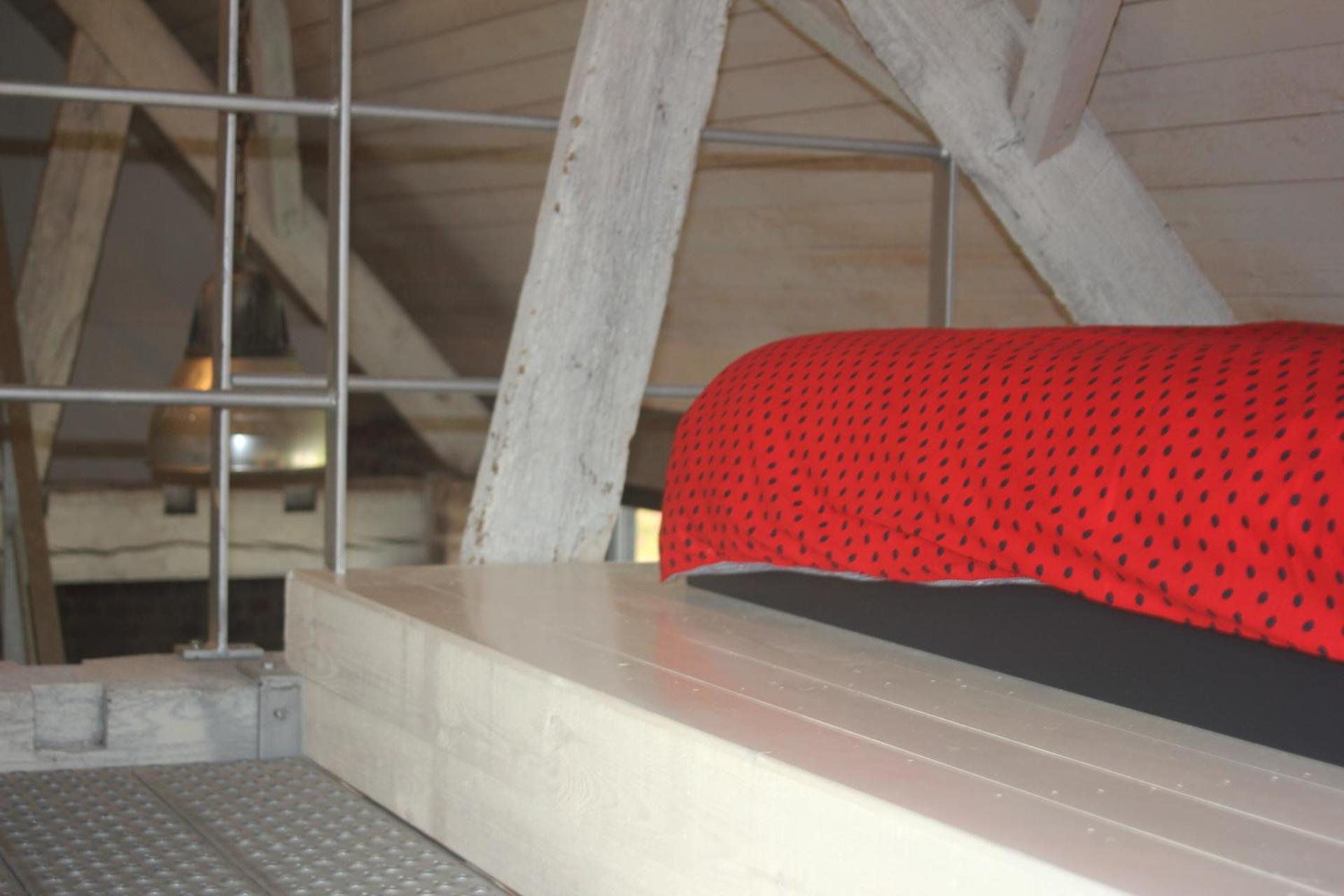 Loft ça suffit, Eddy!