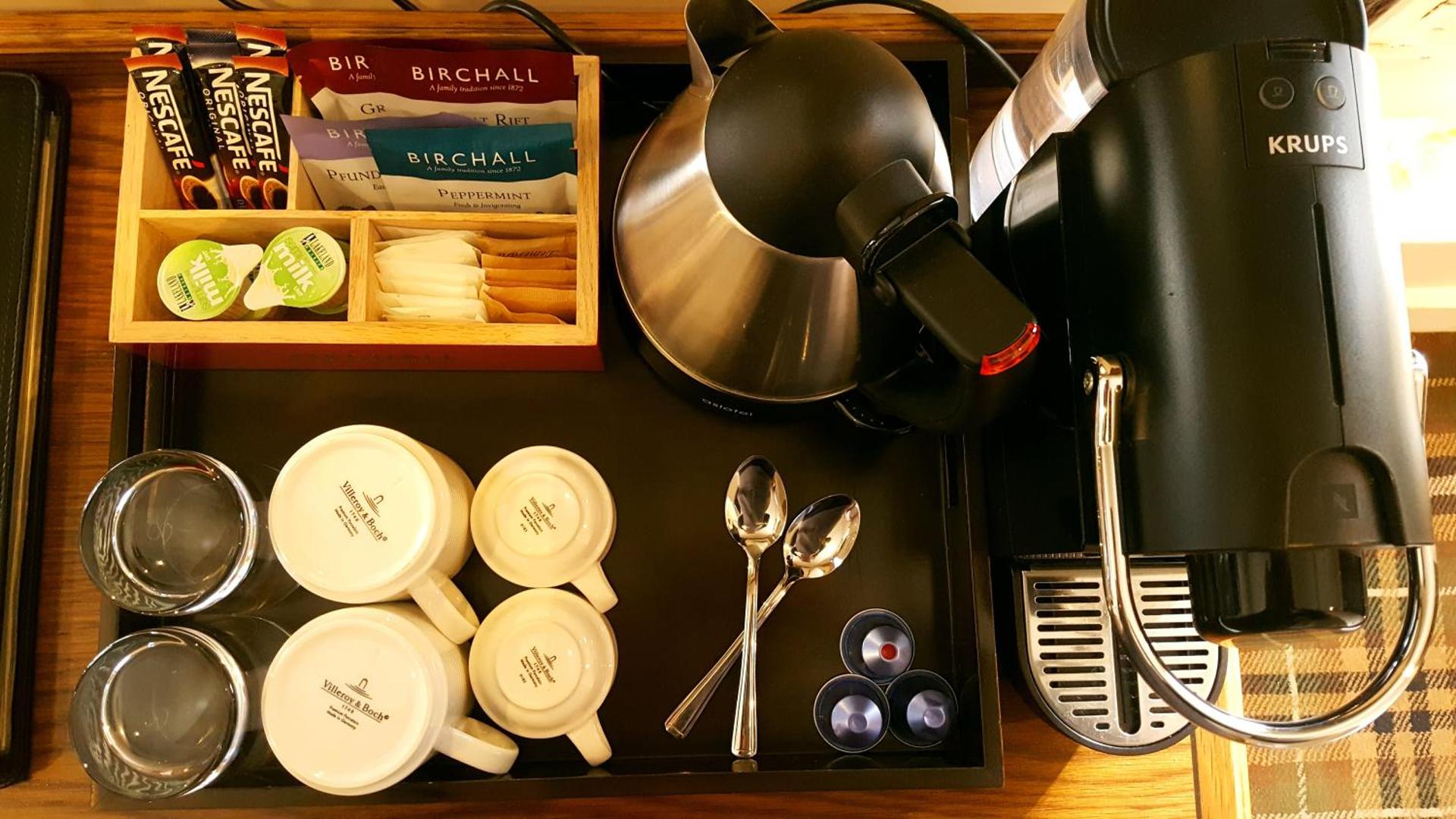 Coffee/tea facilities