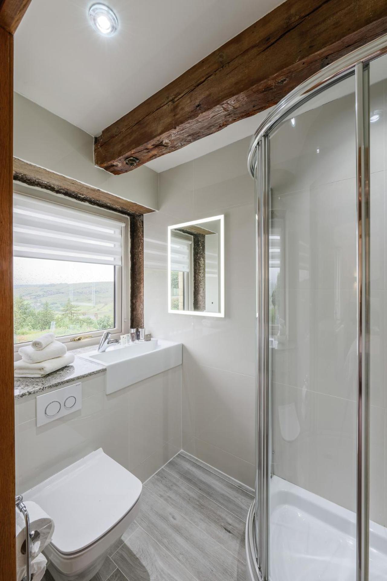 The Saddleworth Hotel