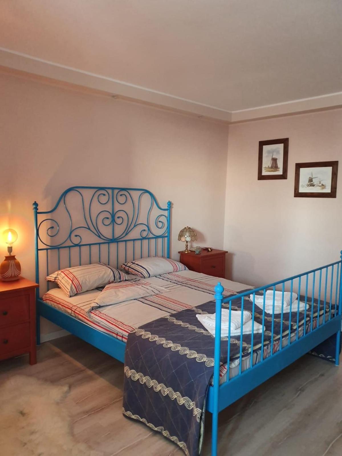 Skyline Central Apartment