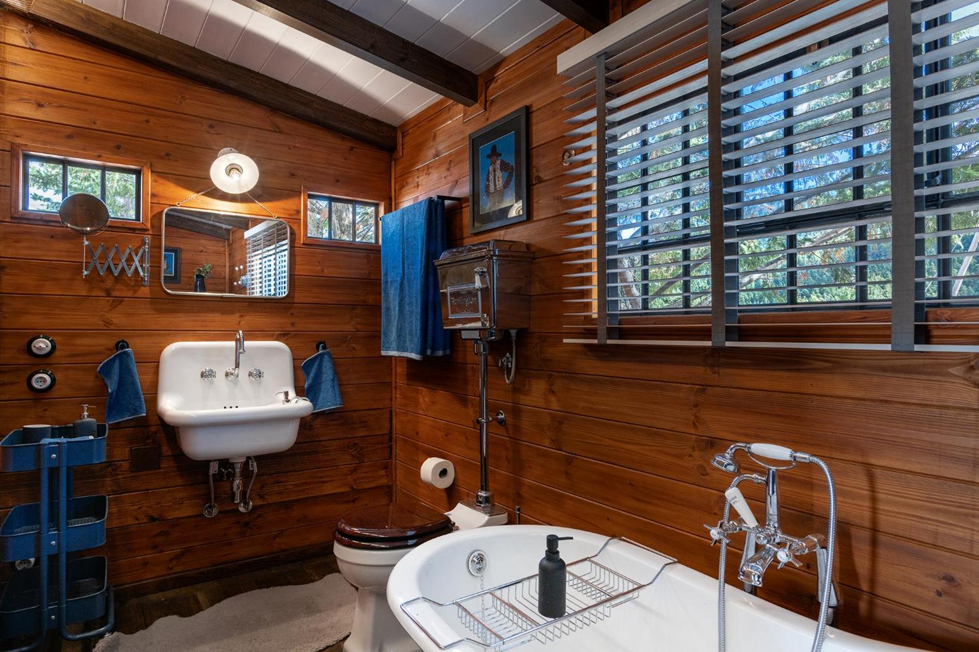 King Room with Mountain View