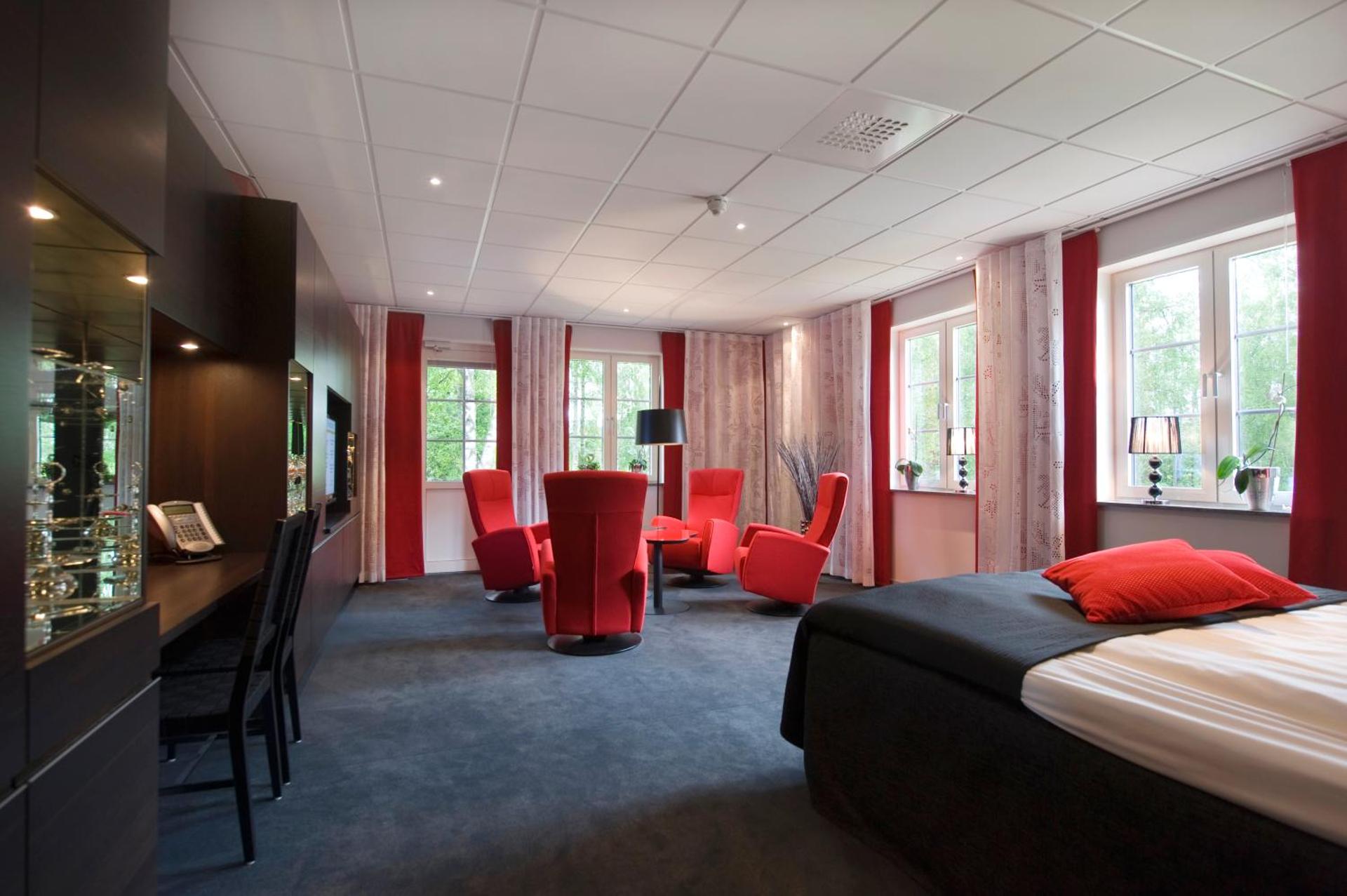 Photo of the whole room