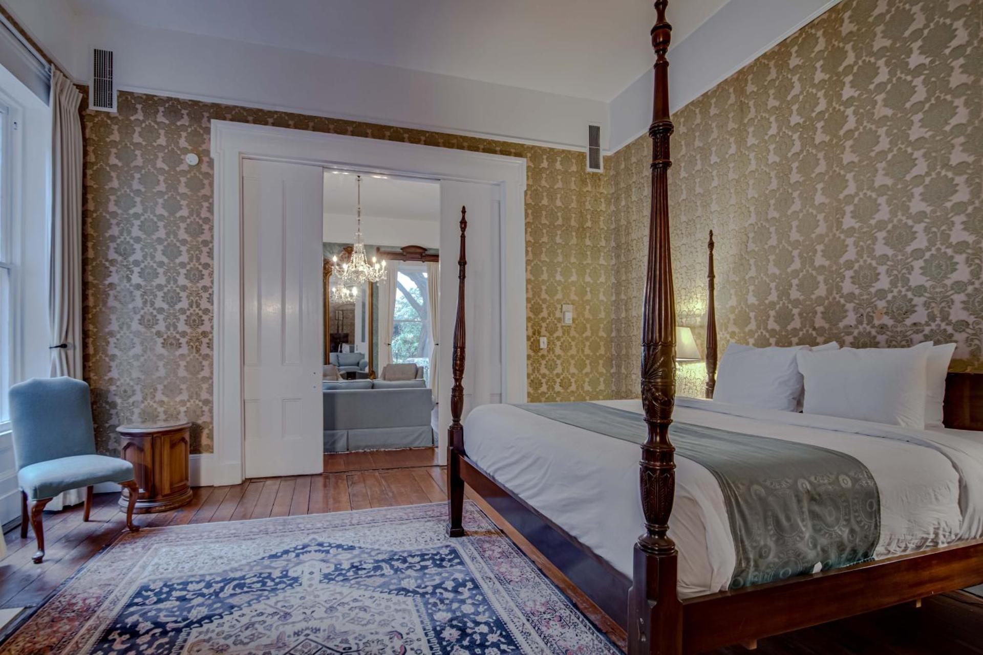 King Bed Historic Suite