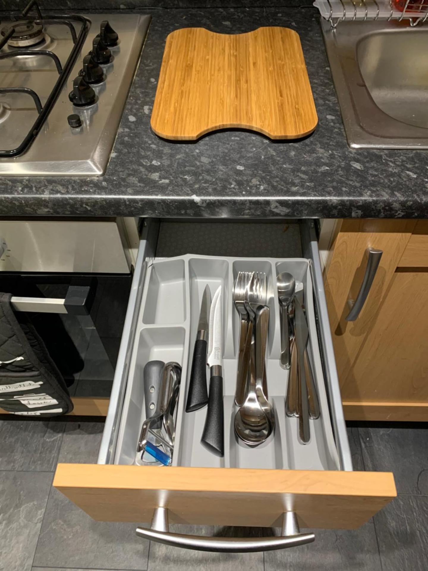 Dunfermline GF flat, 5 min walk to Train St. and High St.