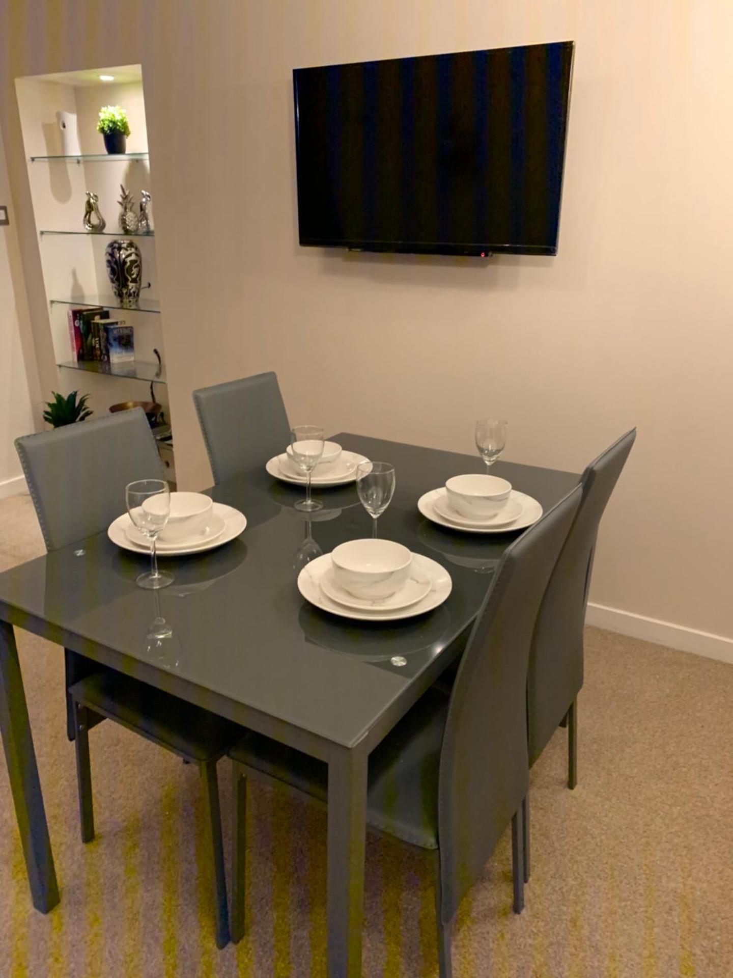 Dunfermline GF flat, 5 min walk to Train St. and High St.