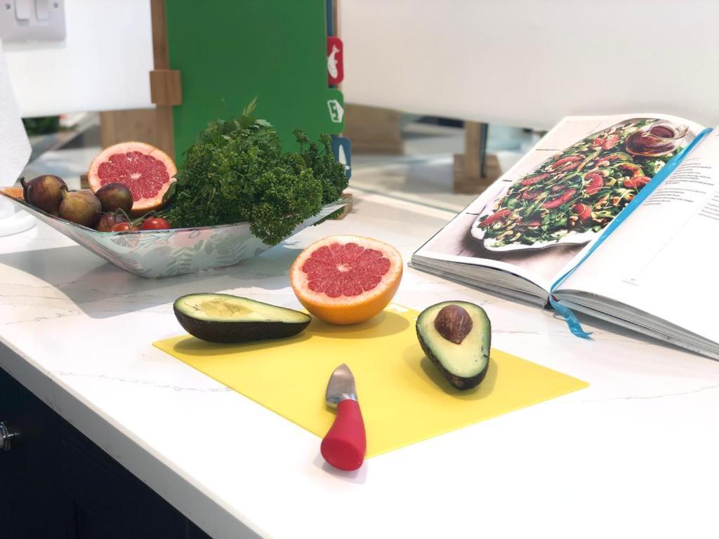 New street Luxury town house in the centre of Holt with free PARKING for one car