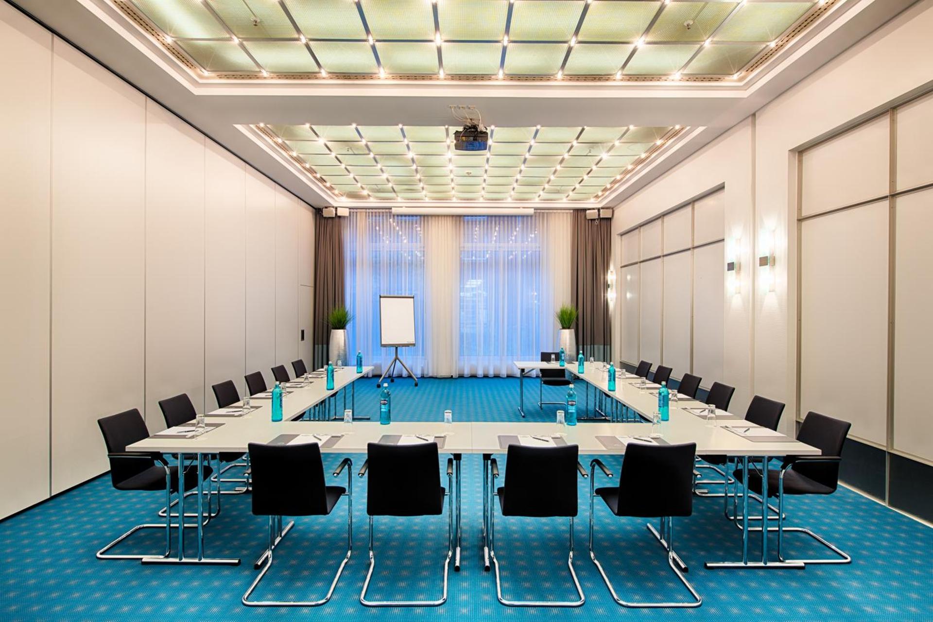 Meeting/conference room