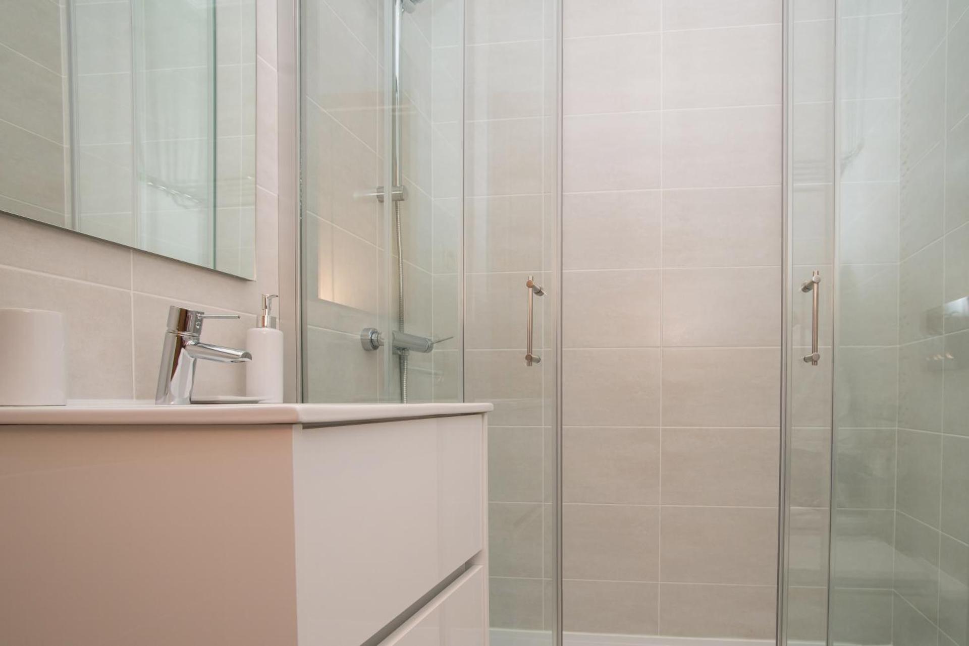 Central Modern 2 Bed Apartment Armacao De Pera