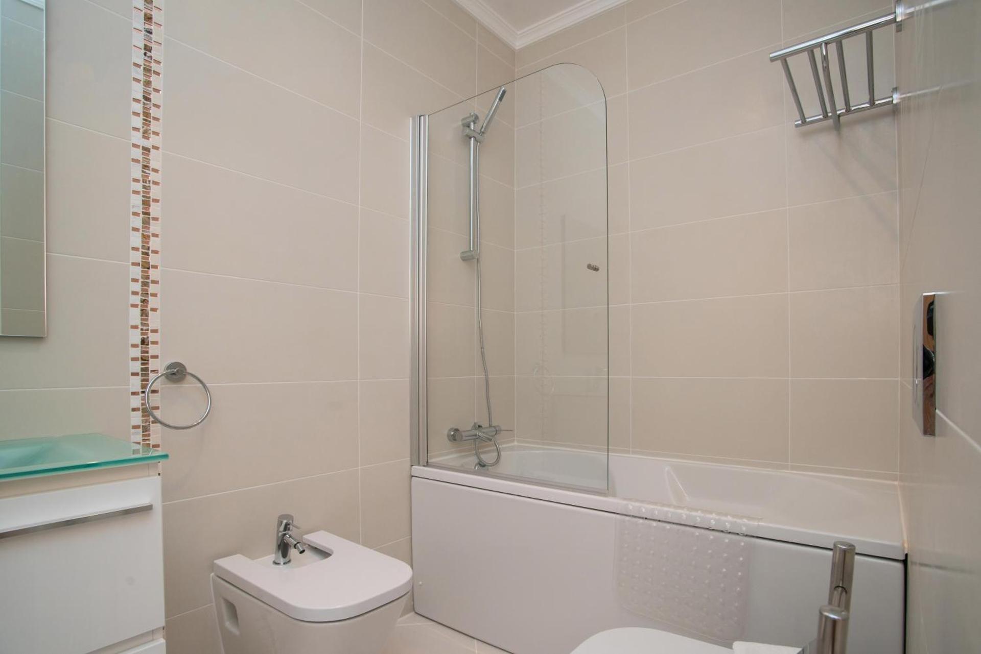 Central Modern 2 Bed Apartment Armacao De Pera