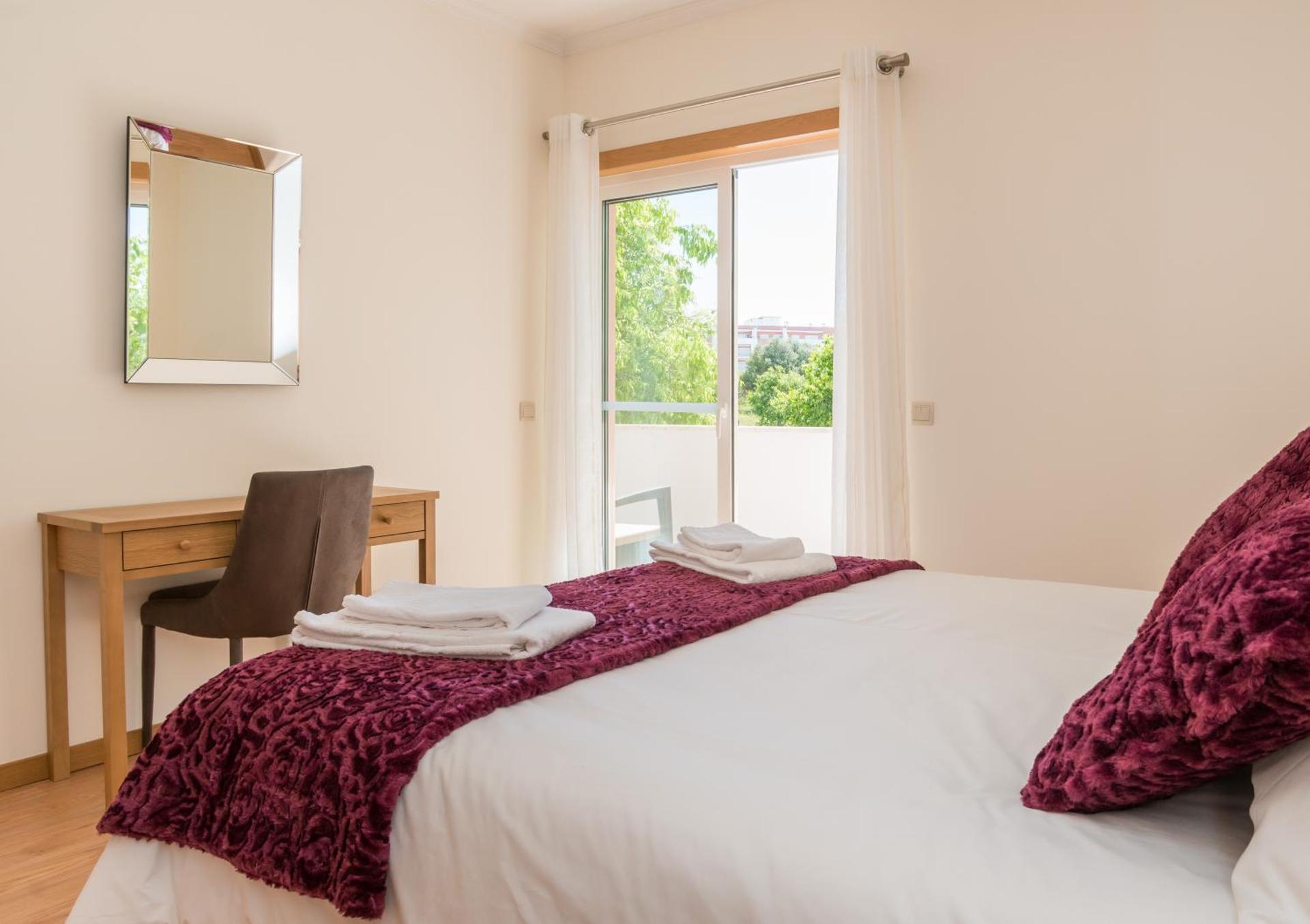 Central Modern 2 Bed Apartment Armacao De Pera