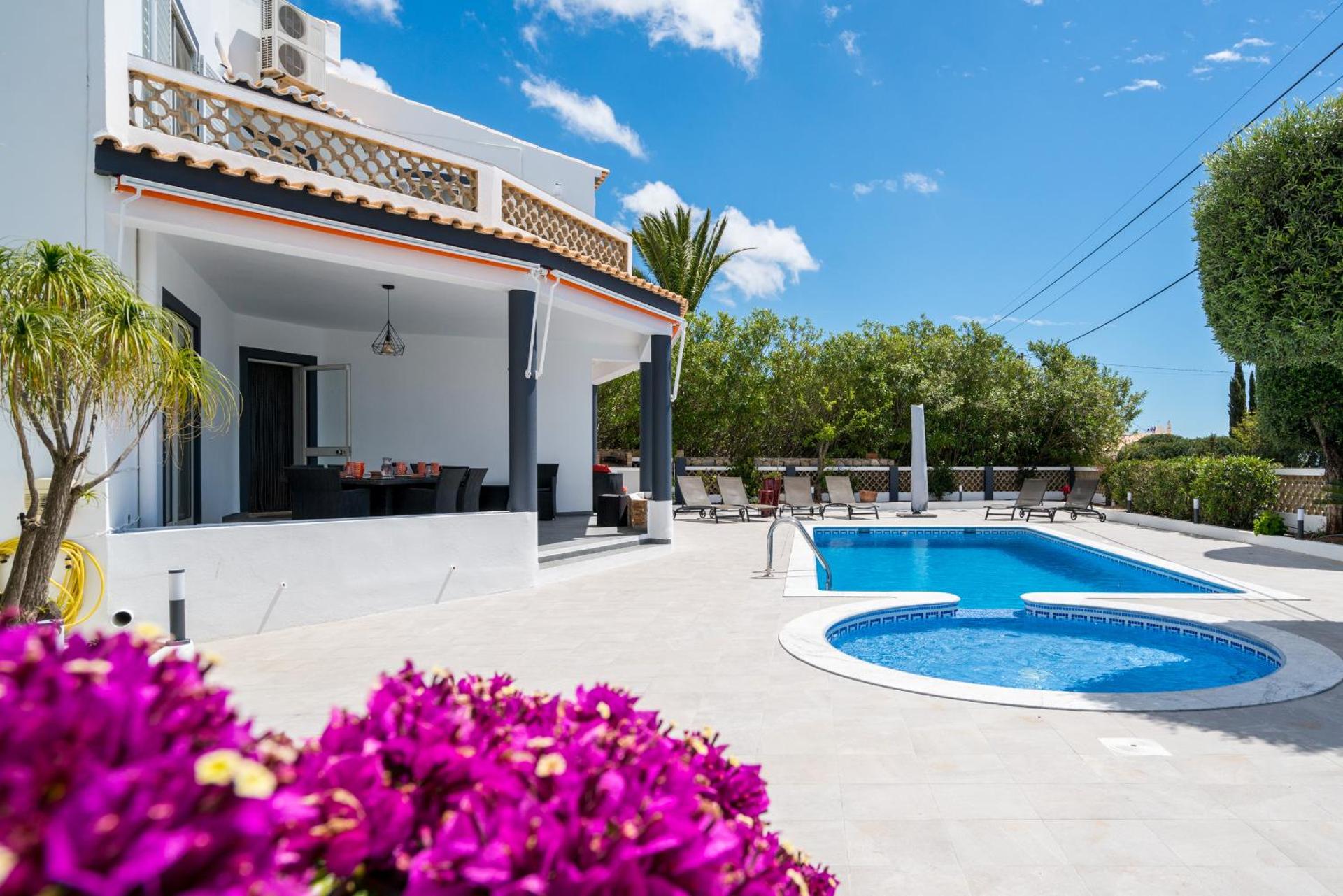 Casa Laranja Three bedroom Villa