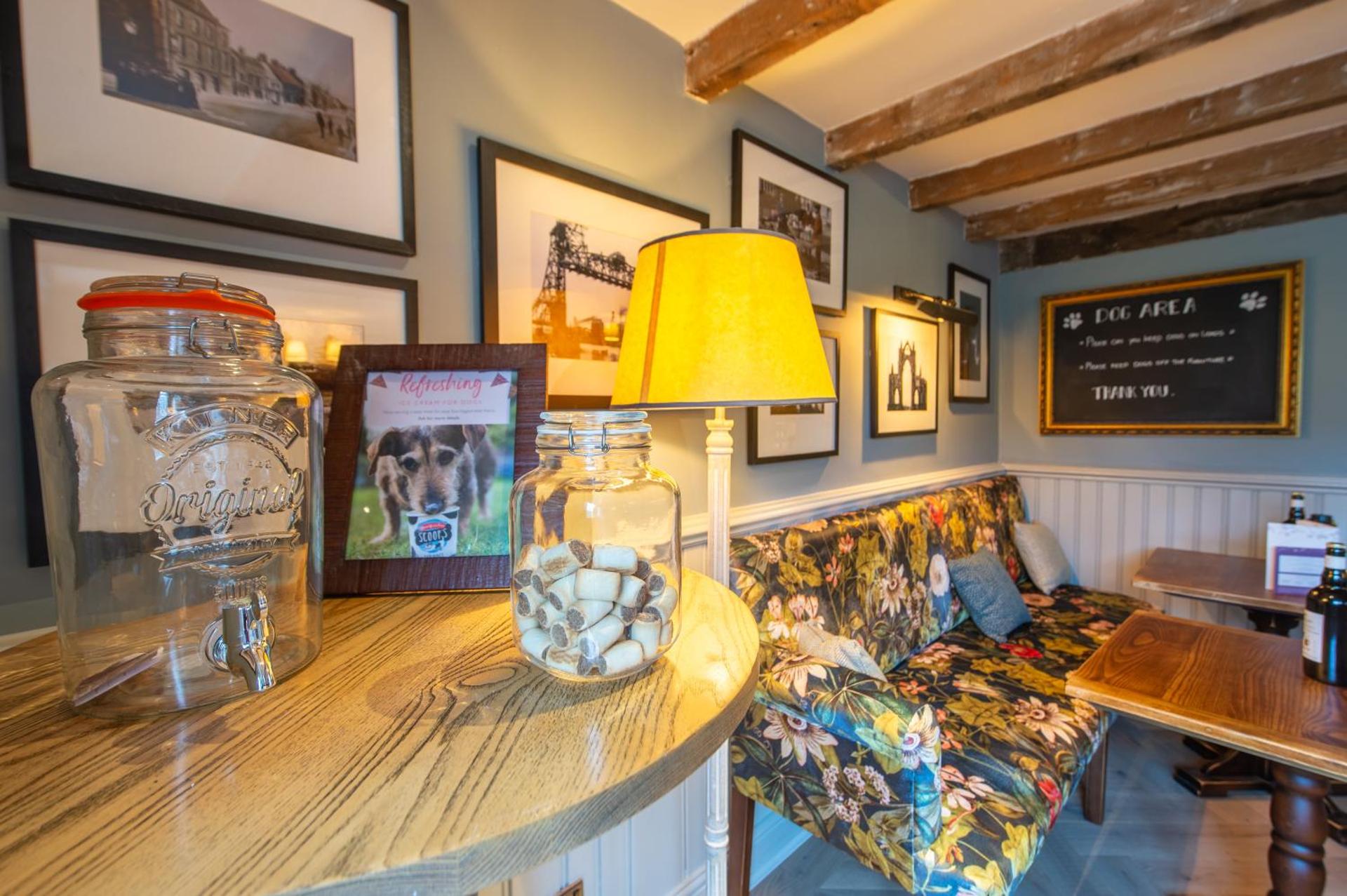 Restaurant/places to eat