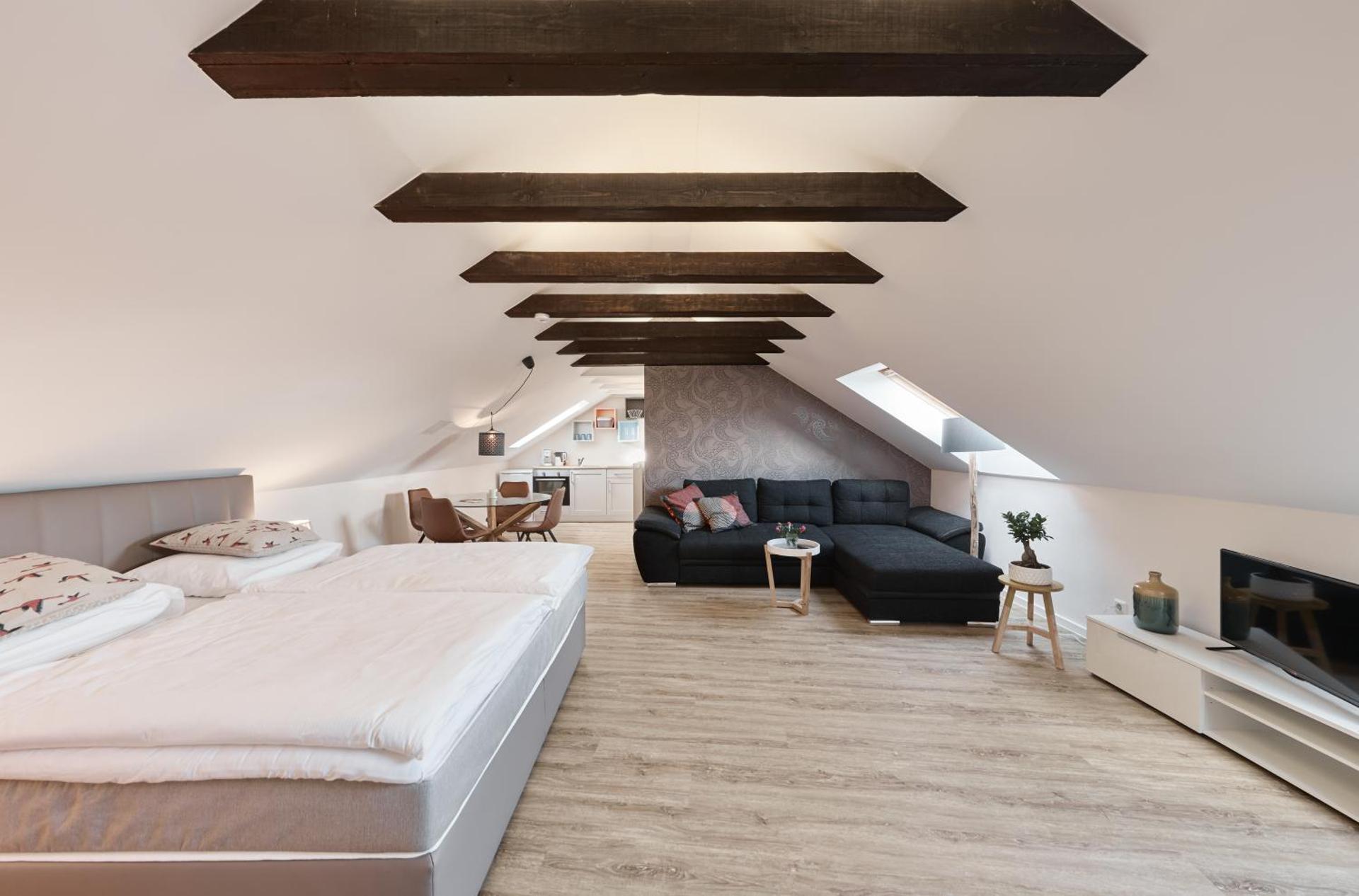 Photo of the whole room