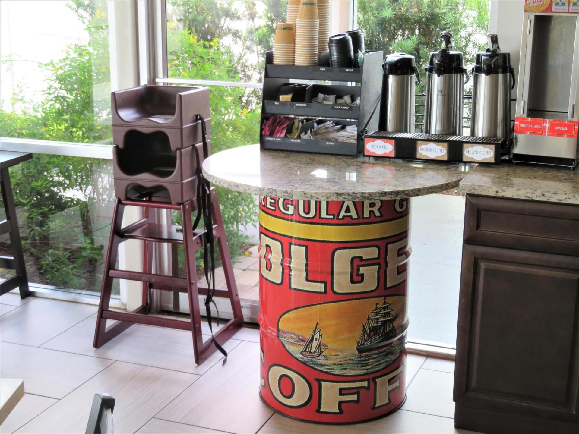 Coffee/tea facilities