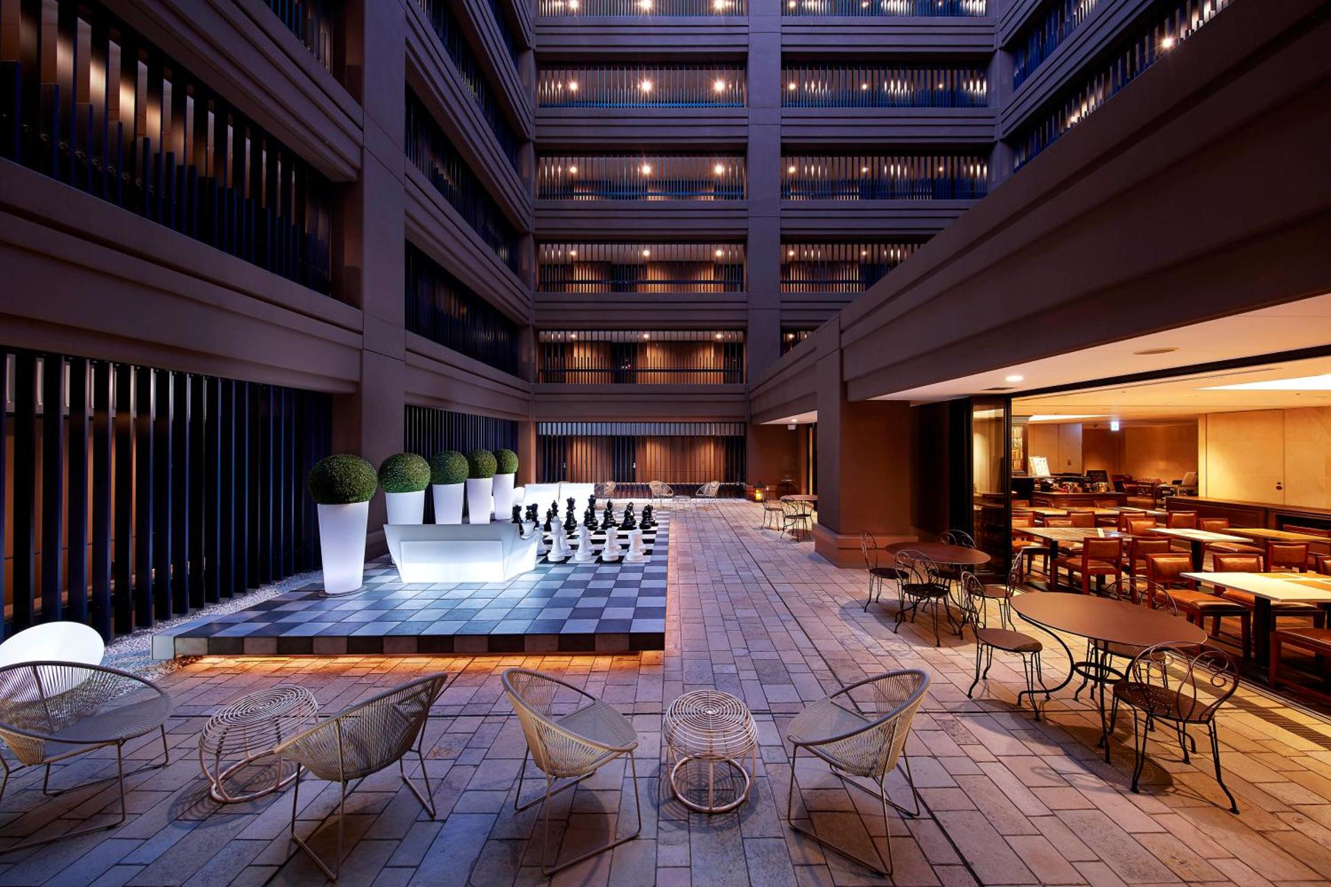 Communal lounge/ TV room