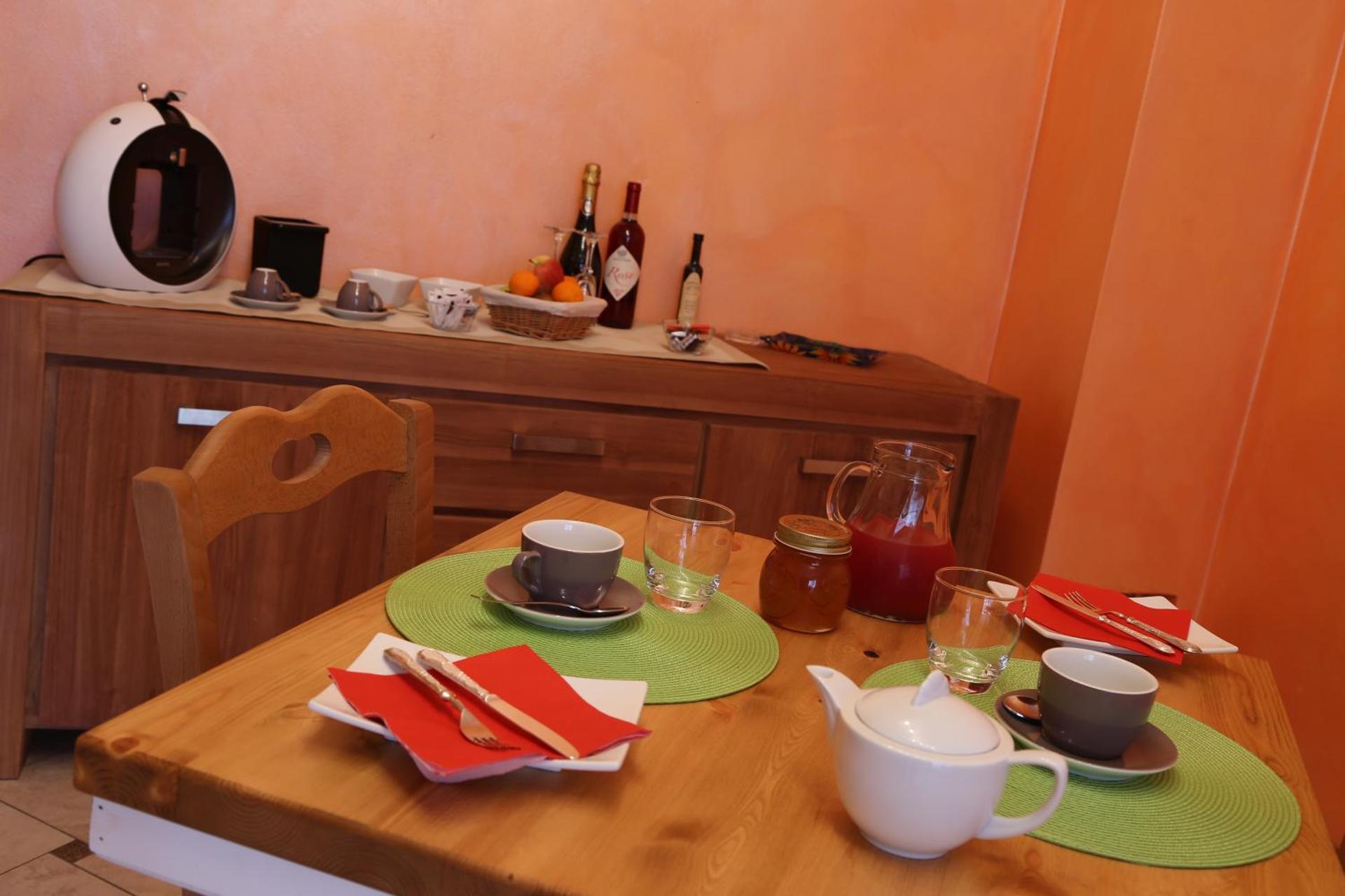 Coffee/tea facilities