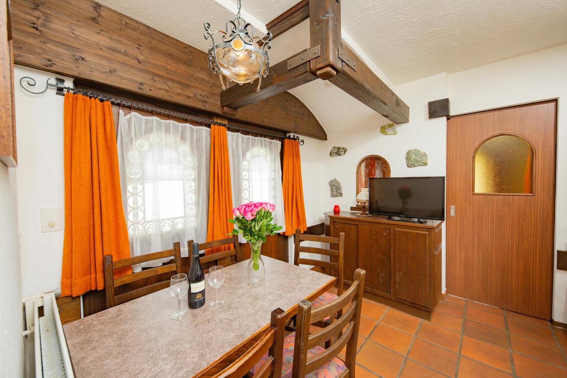 Lägenhet - Bottenvåningen