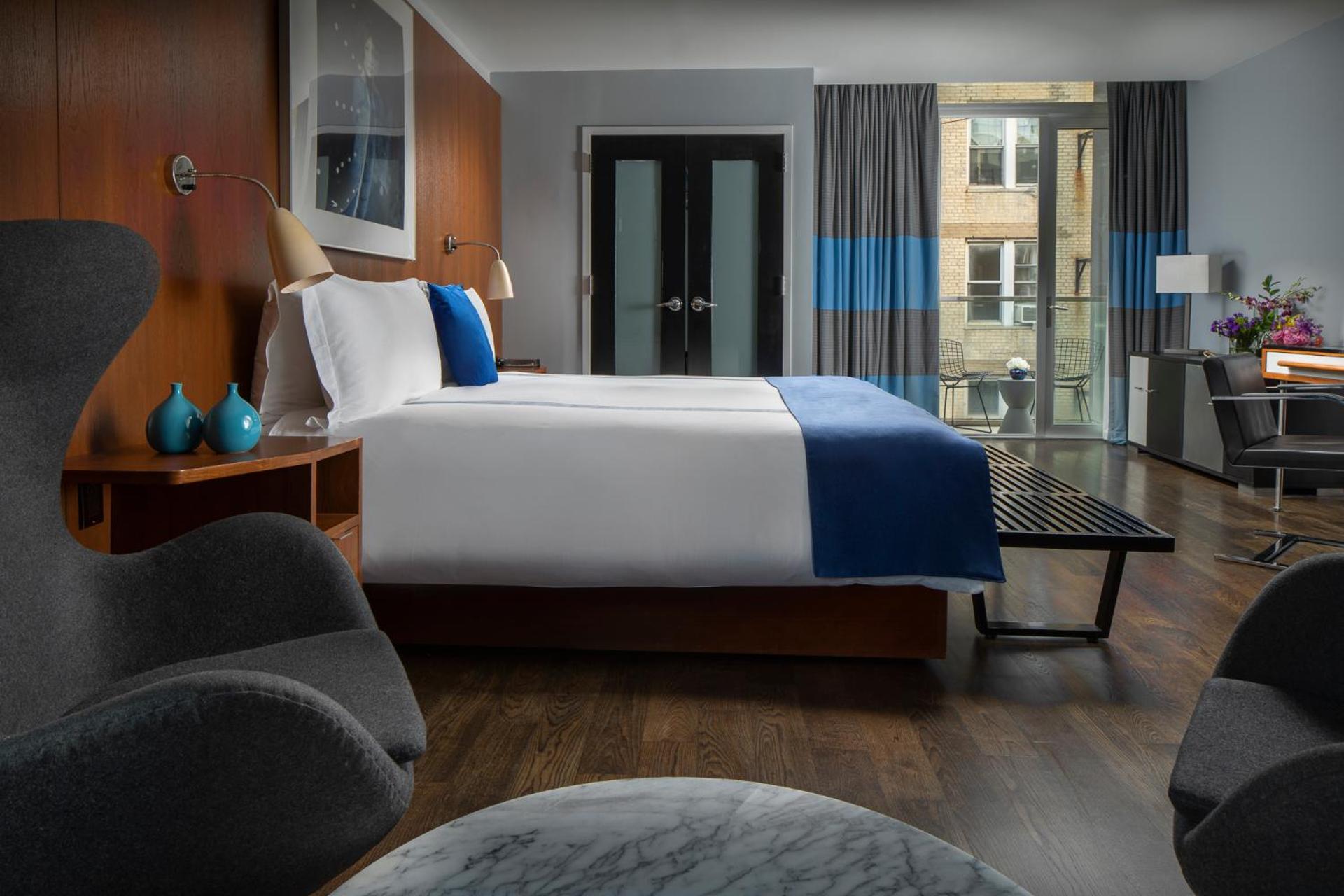 Photo of the whole room