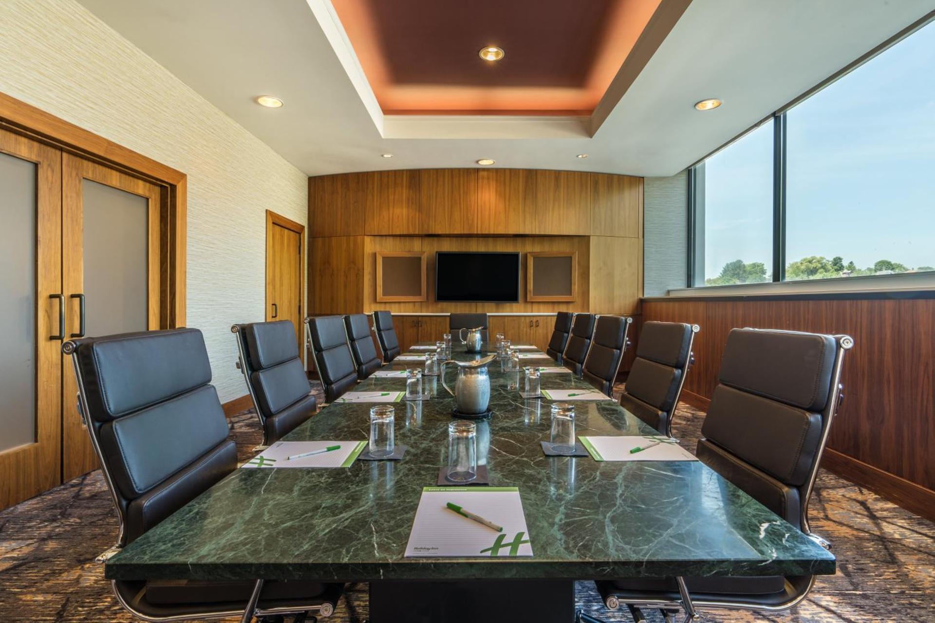 Meeting/conference room