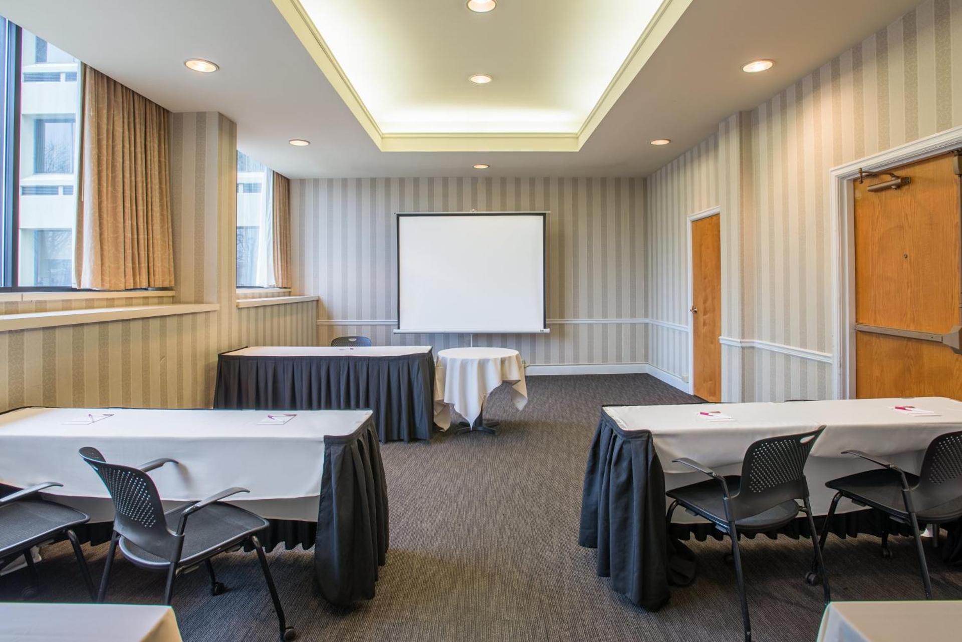 Meeting/conference room