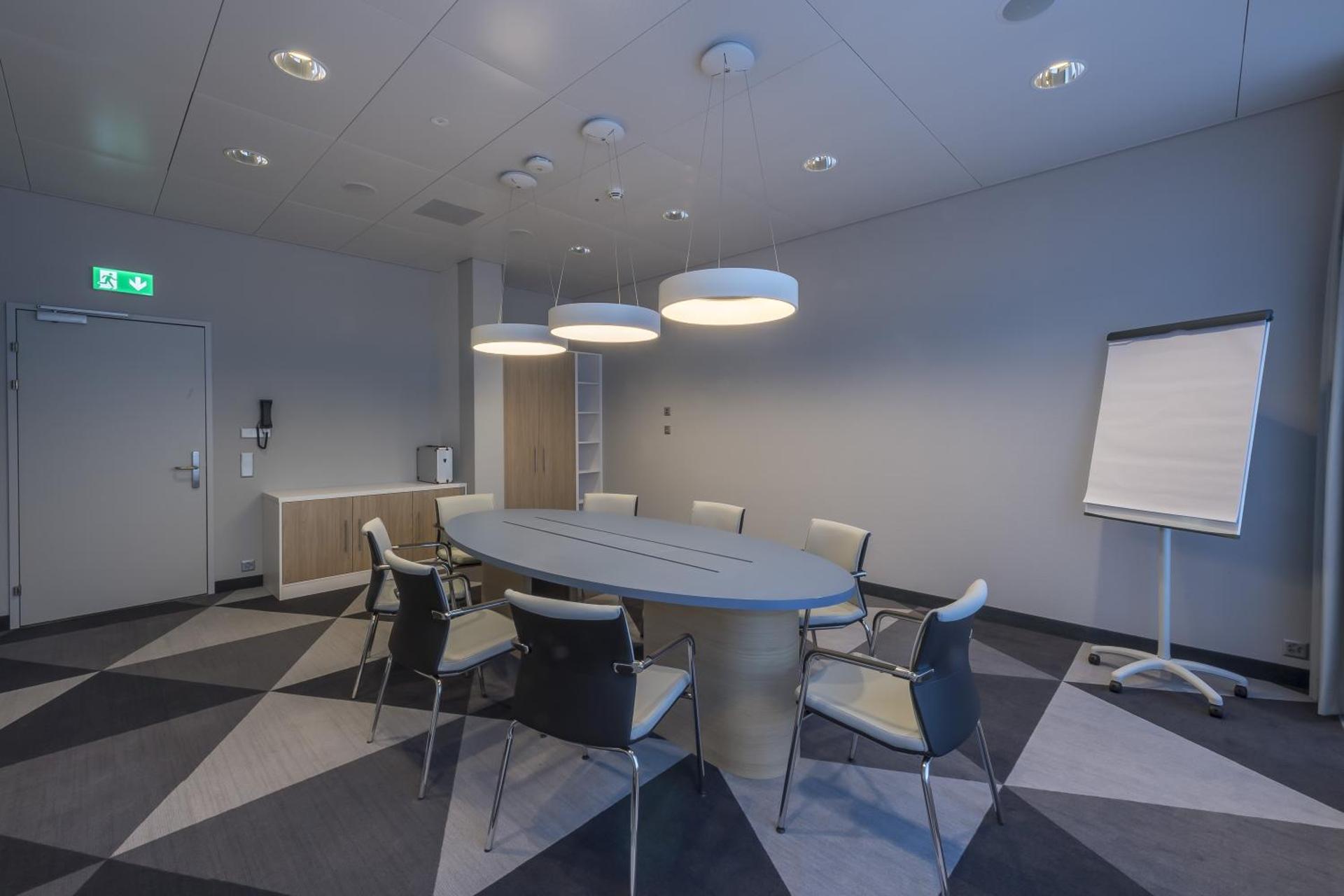 Meeting/conference room